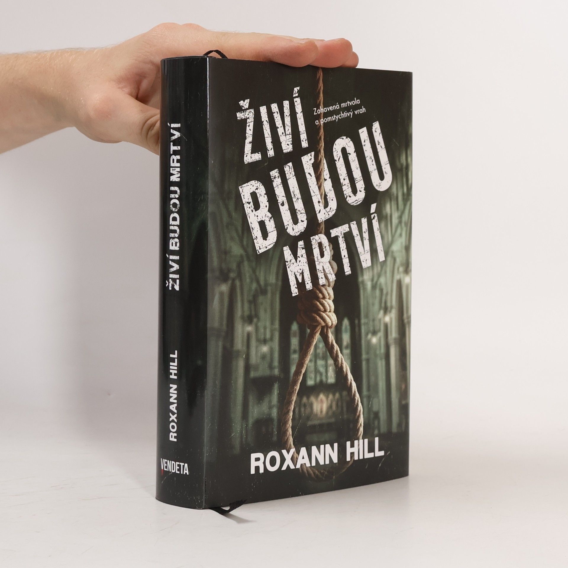 Martina Kohlíčková Živí budou mrtví