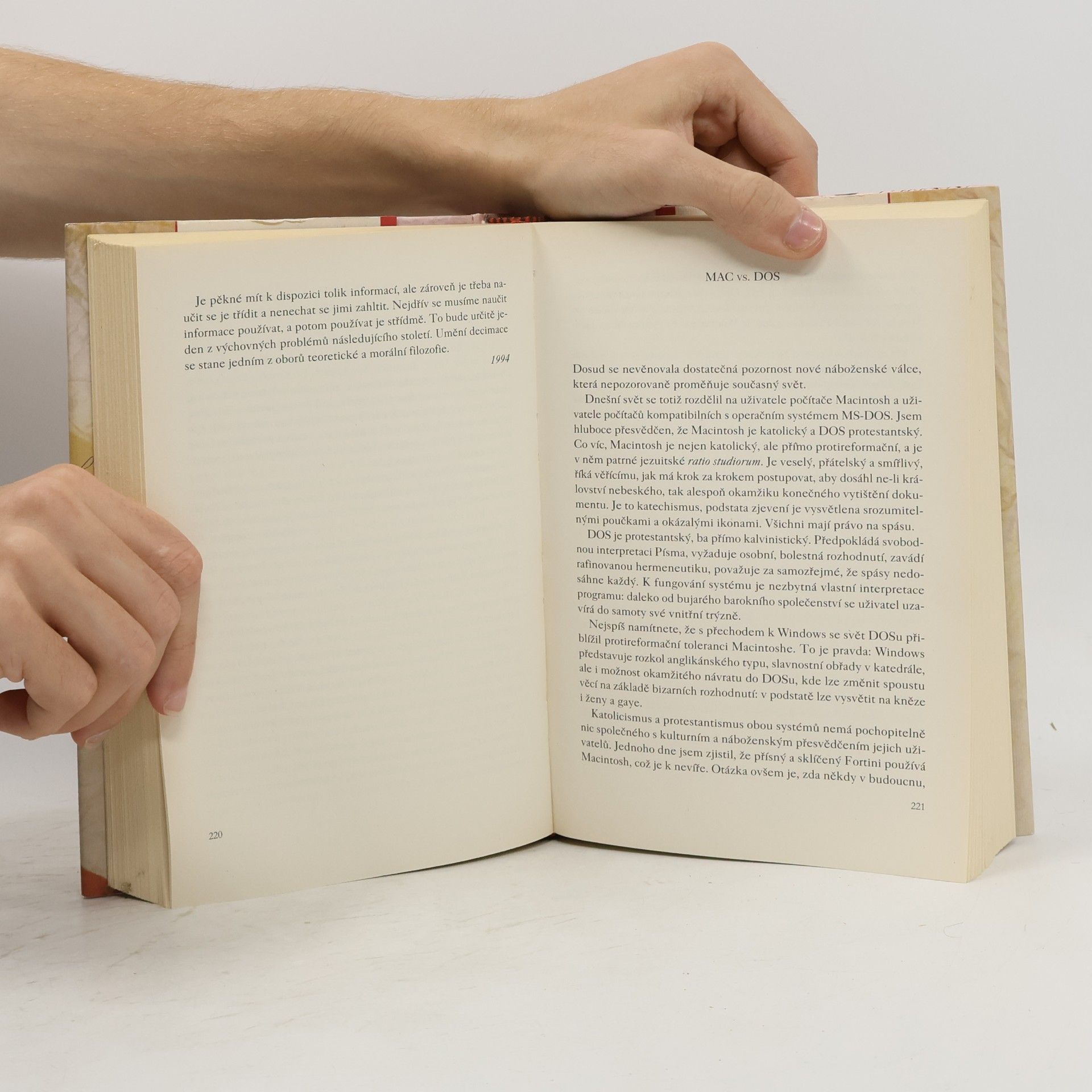 Umberto Eco Poznámky na krabičkách od sirek