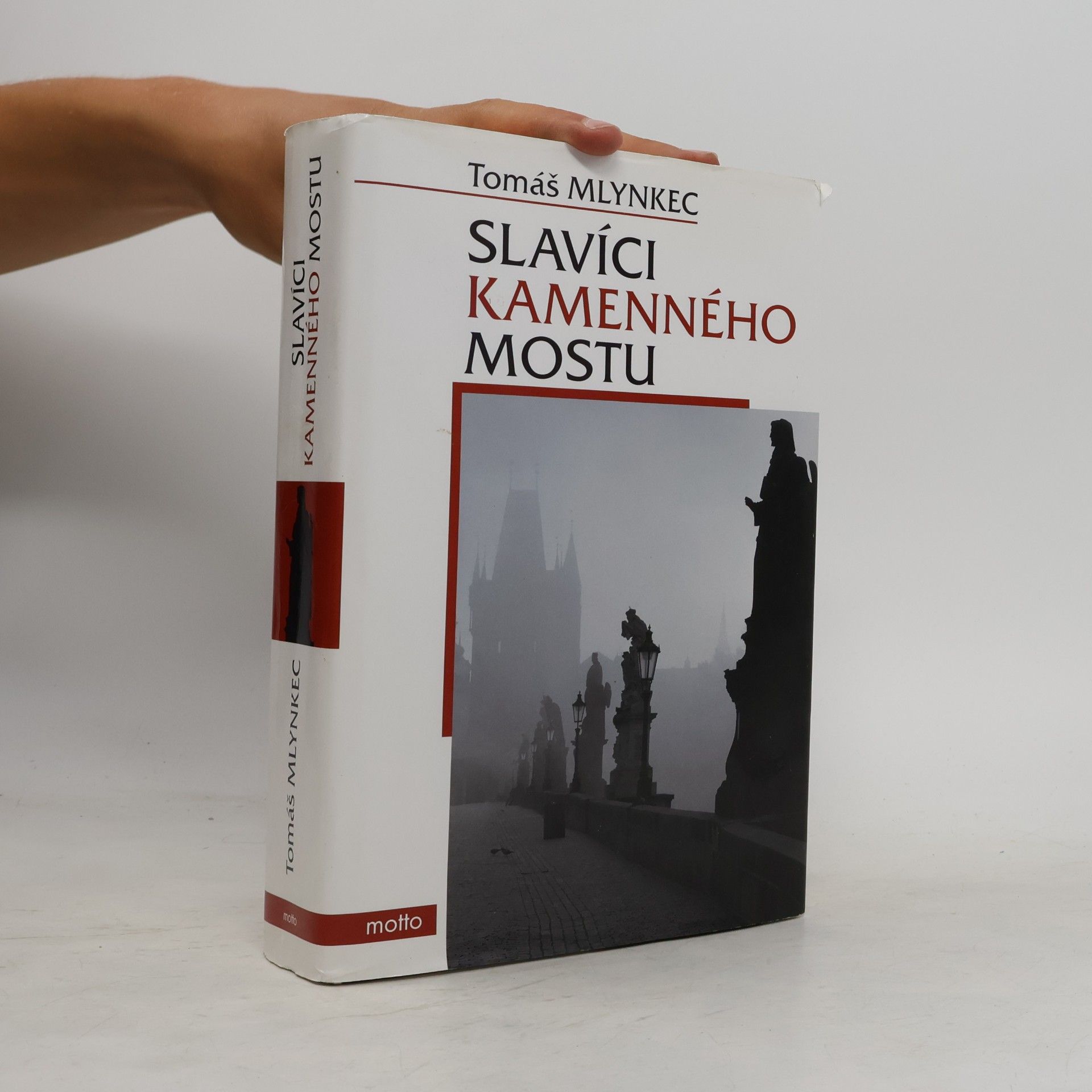 Tomáš Mlynkec Slavíci kamenného mostu