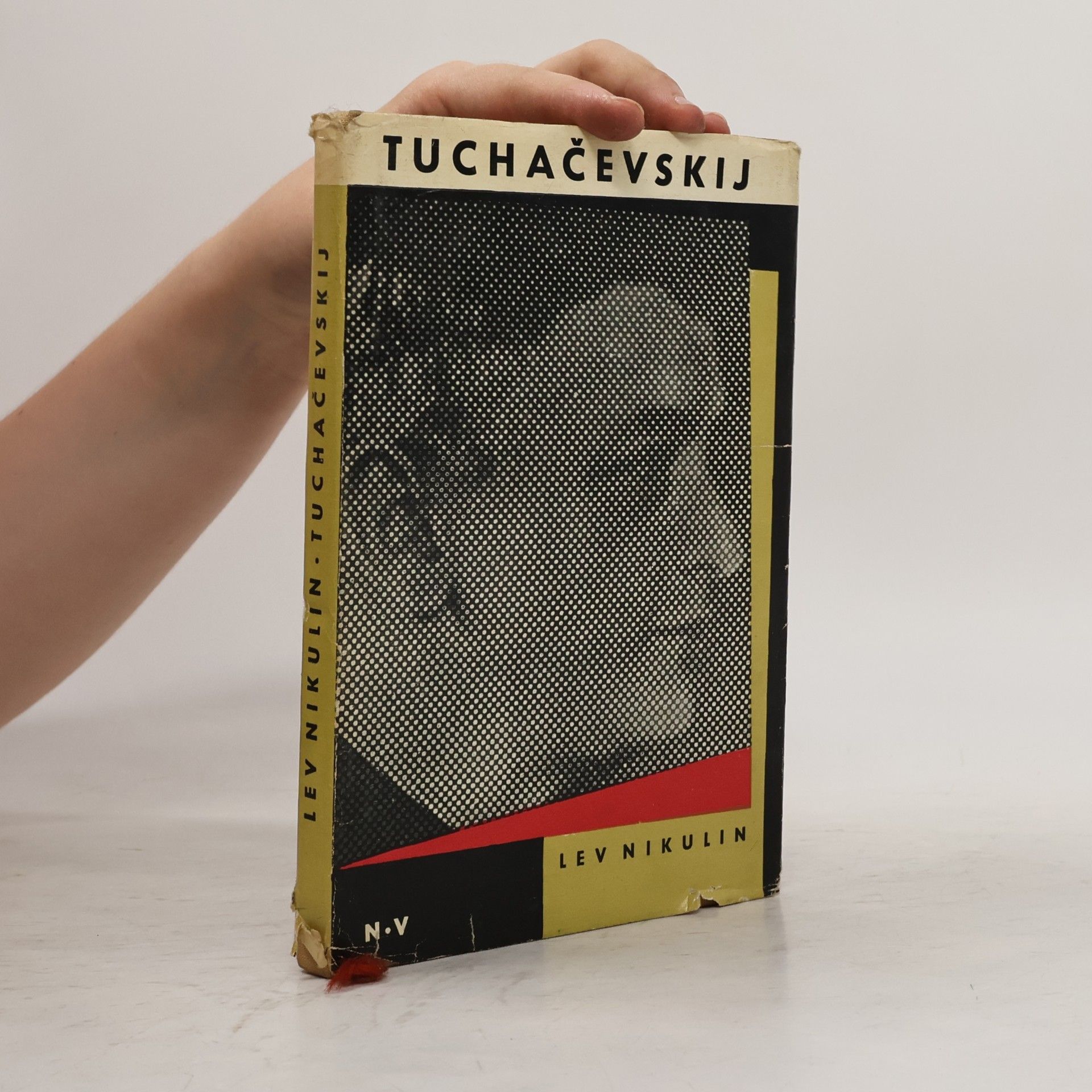 Lev Nikulin Tuchačevskij
