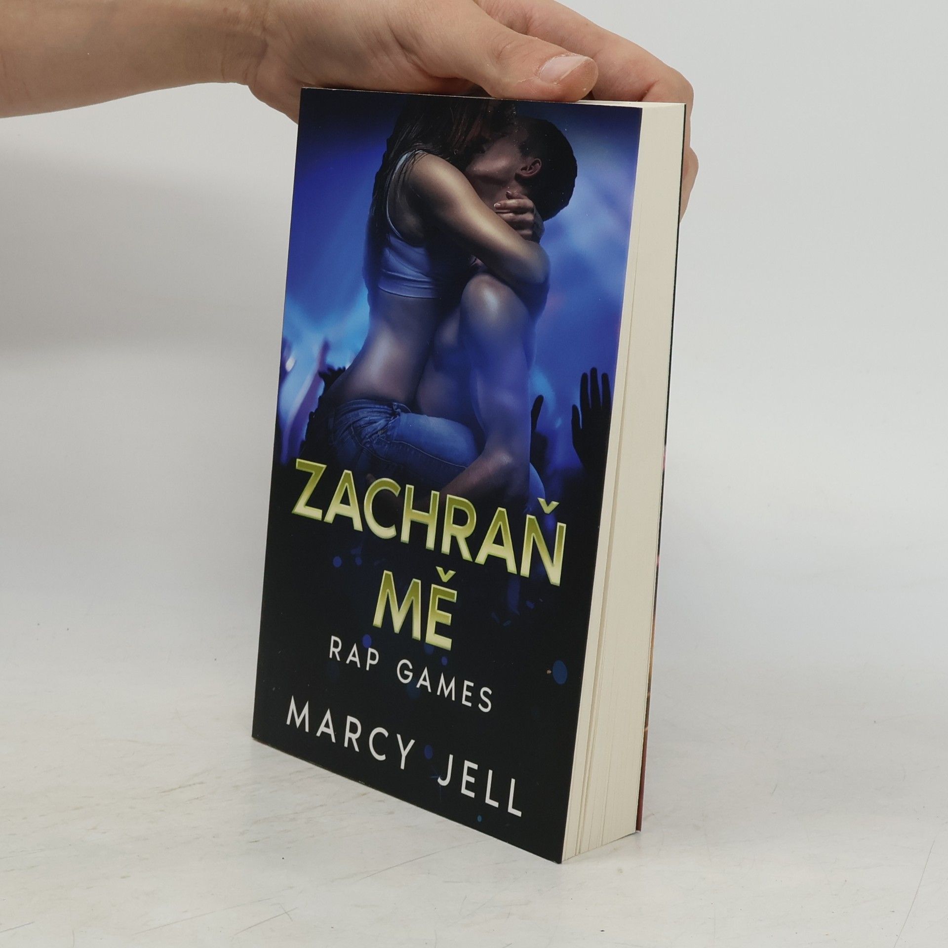 Marcy Jell Stůj při mně. Zachraň mě