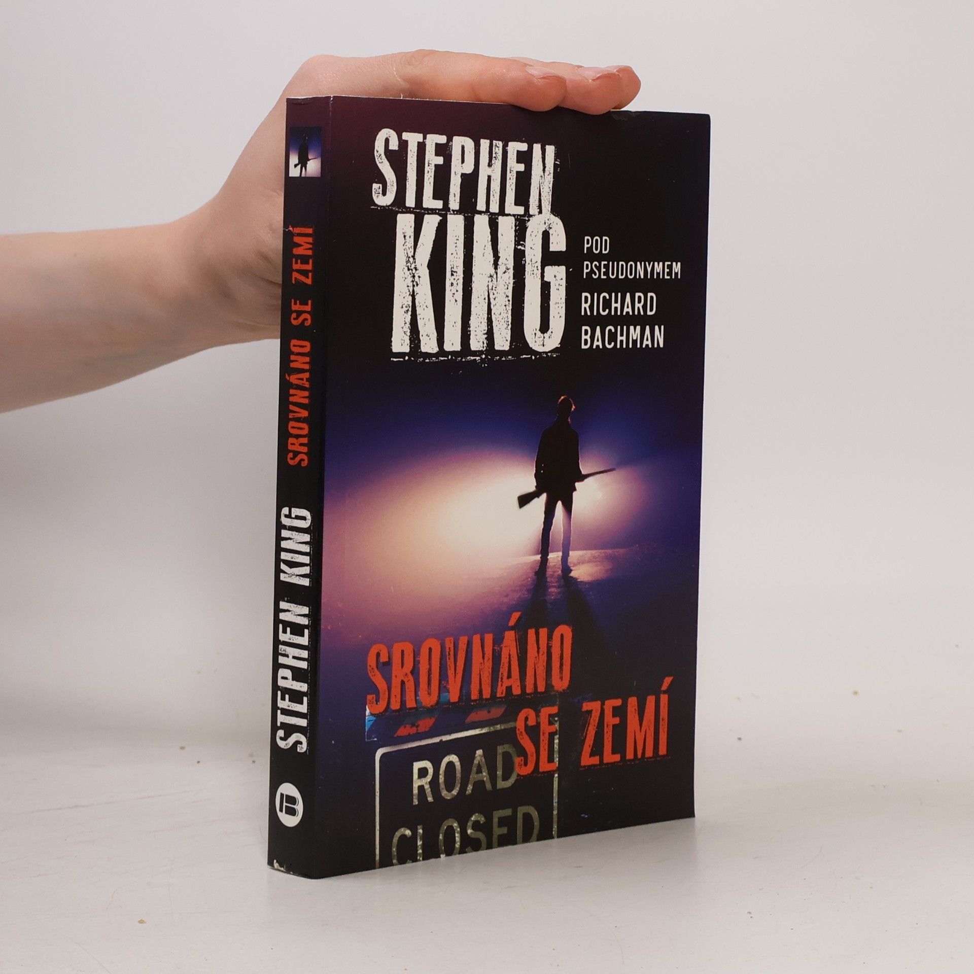 Stephen King Srovnáno se zemí