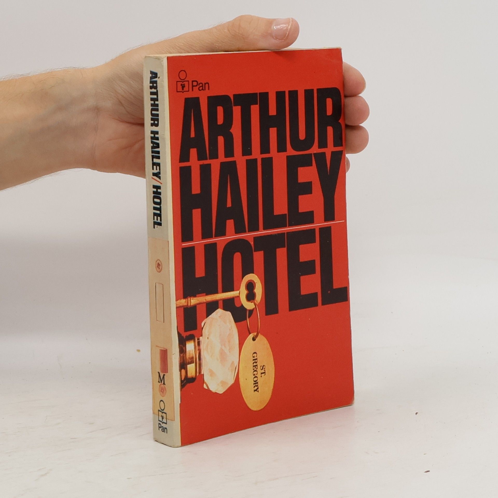 Arthur Hailey Hotel