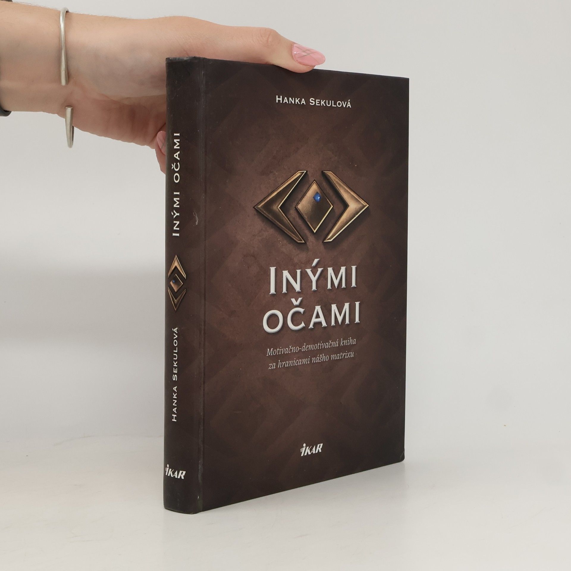 Hanka Sekulová Inými očami