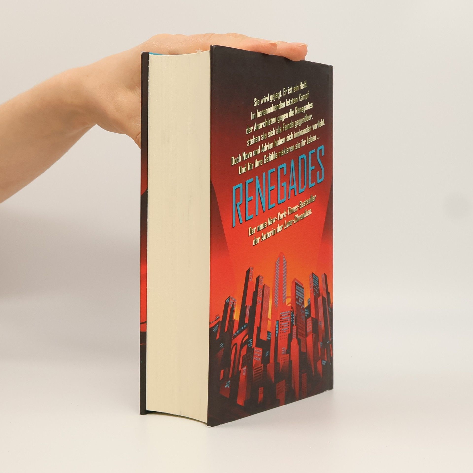 Marissa Meyer Renegades - Geheimnisvoller Feind