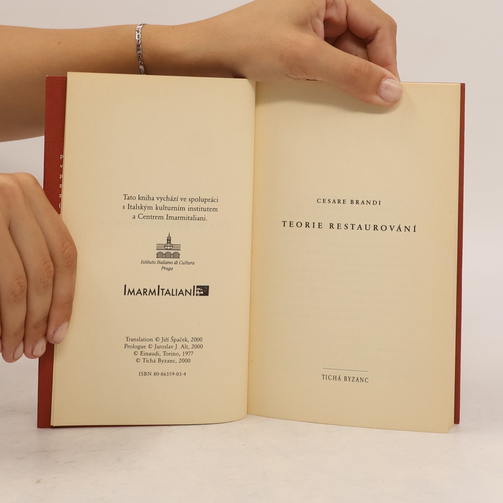 Cesare Brandi Teorie restaurování