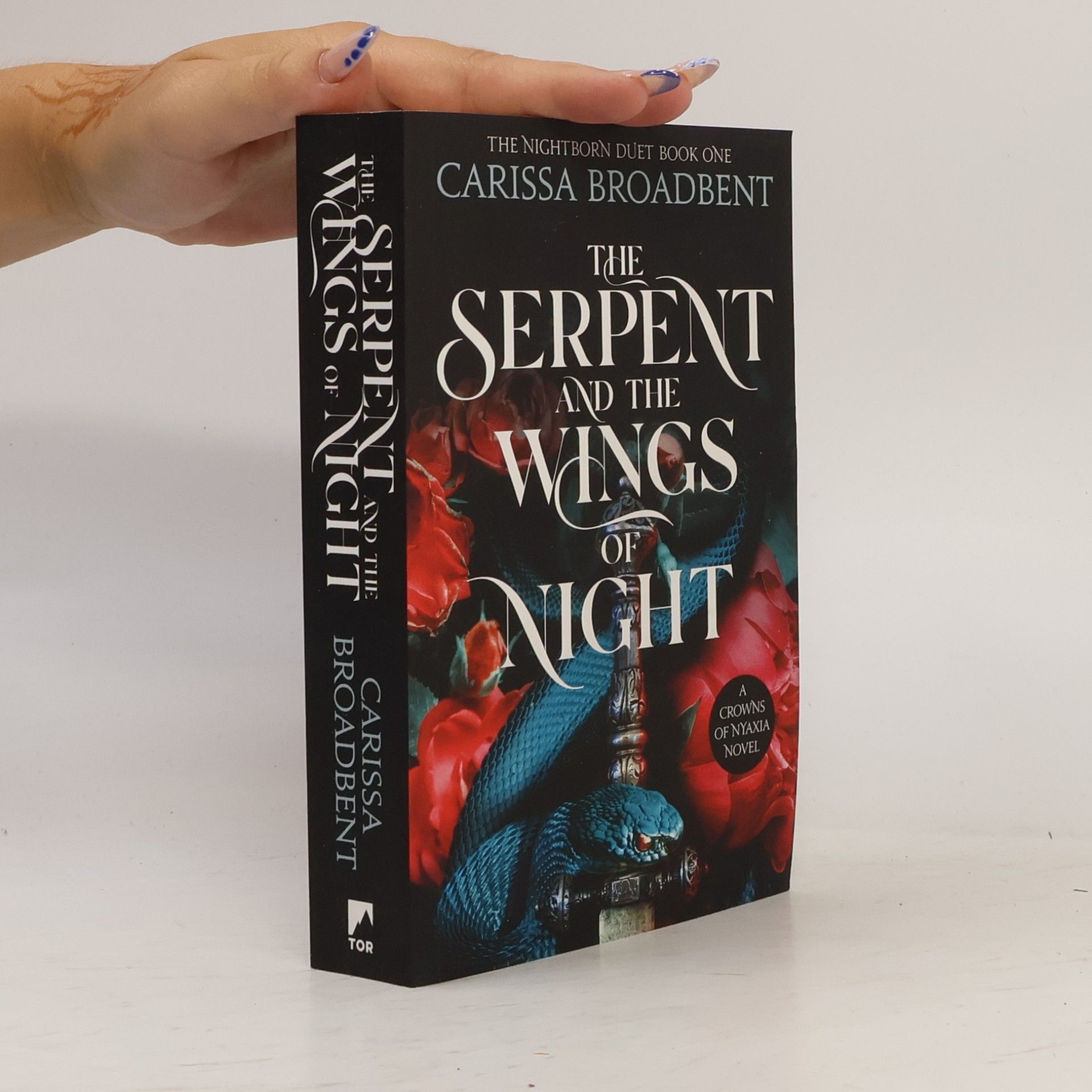 Carissa Broadbent The Serpent and the Wings of Night