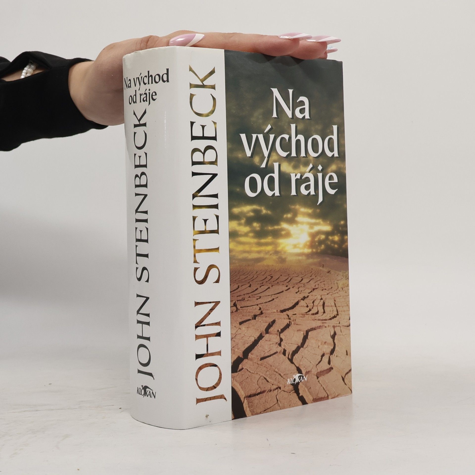 John Steinbeck Na východ od ráje