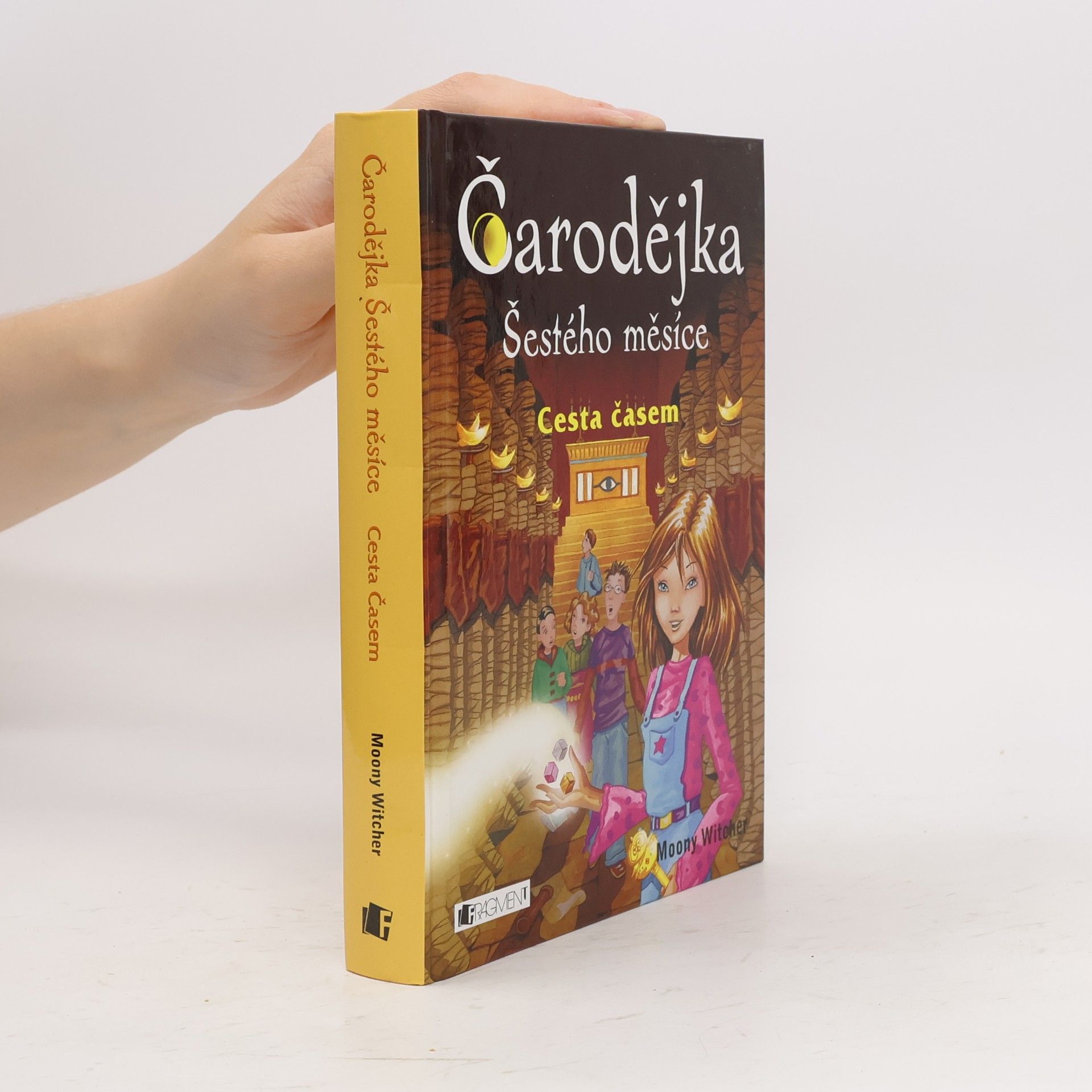 Moony Witcher Čarodějka Šestého měsíce. Cesta časem