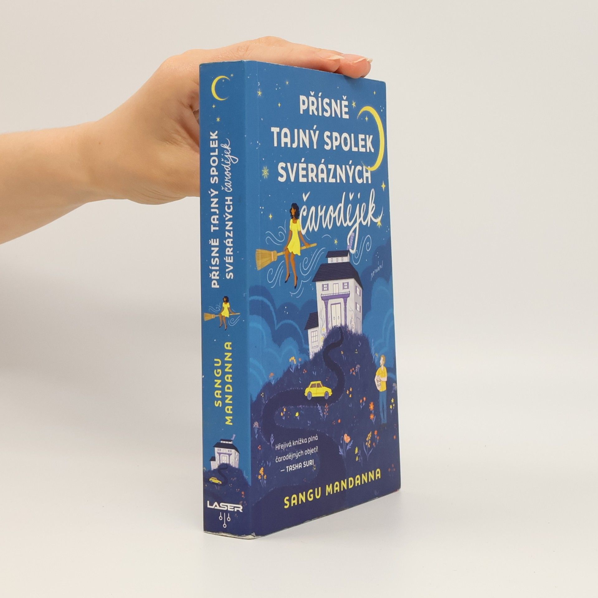 Sangu Mandanna Přísně tajný spolek svérázných čarodějek