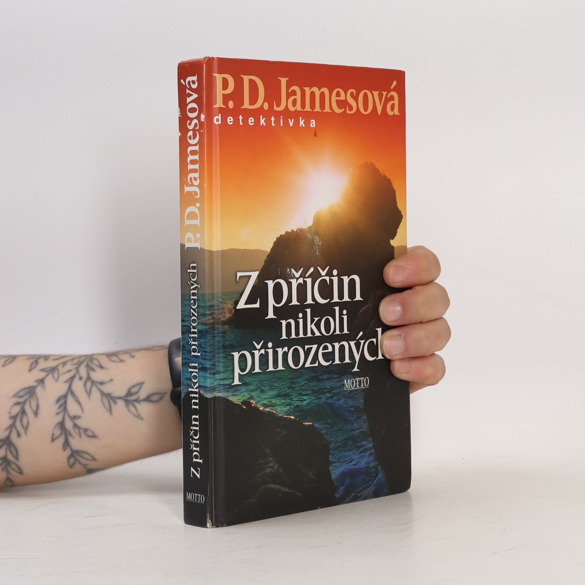 Phyllis Dorothy James Z příčin nikoli přirozených
