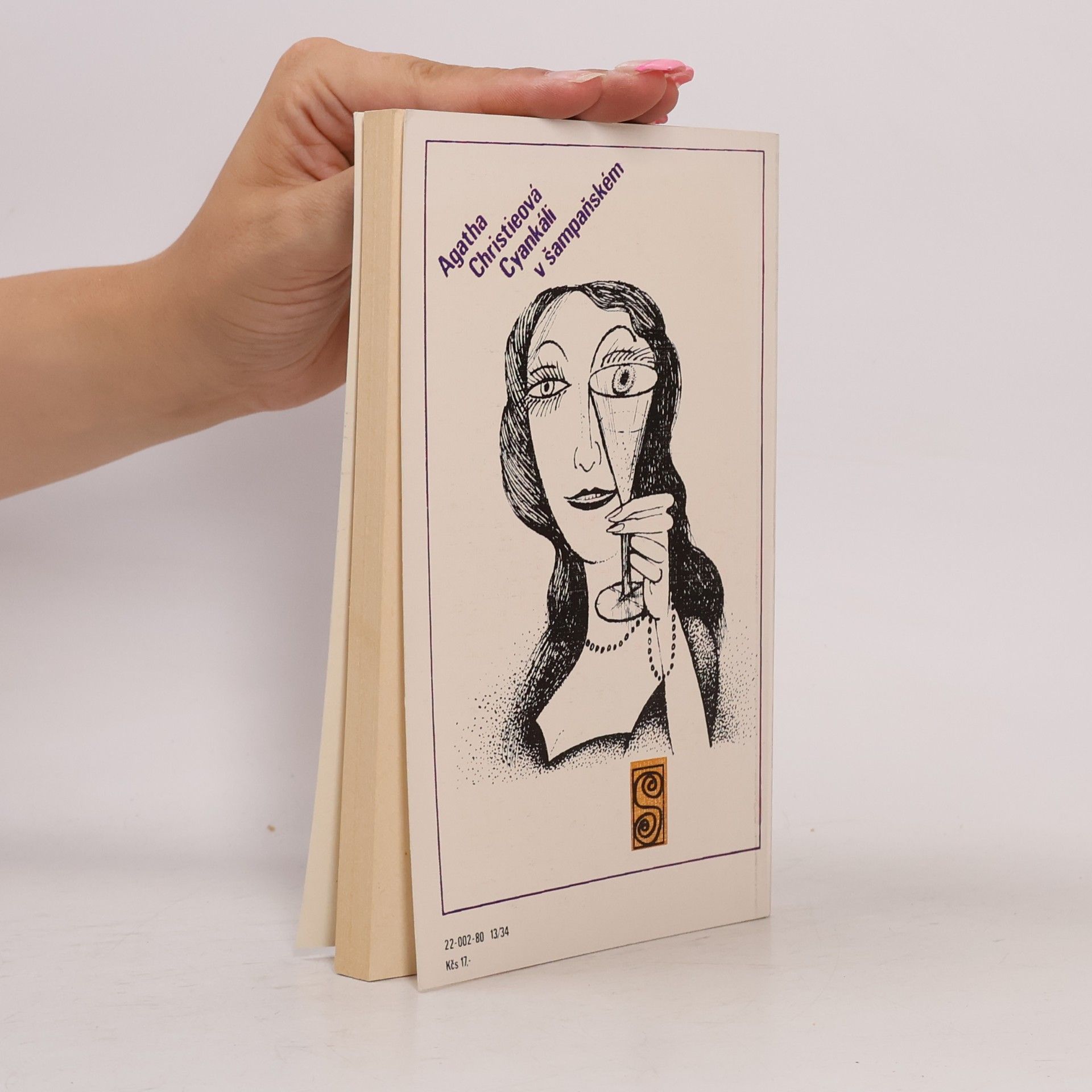 Agatha Christie Cyankáli v šampaňském
