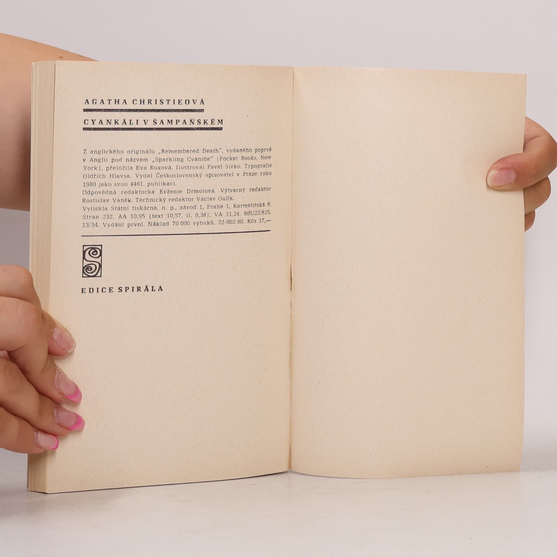 Agatha Christie Cyankáli v šampaňském