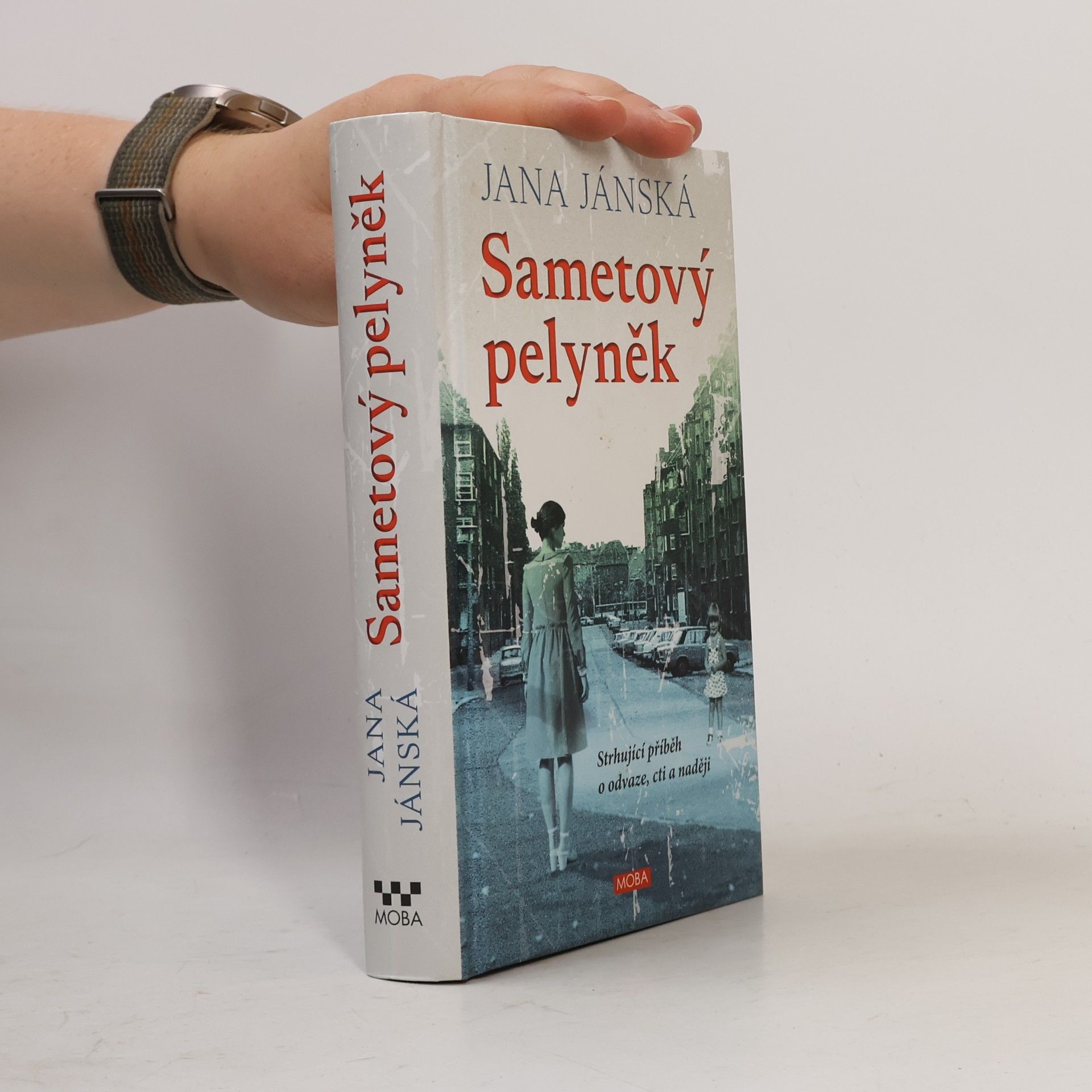 Sametový pelyněk