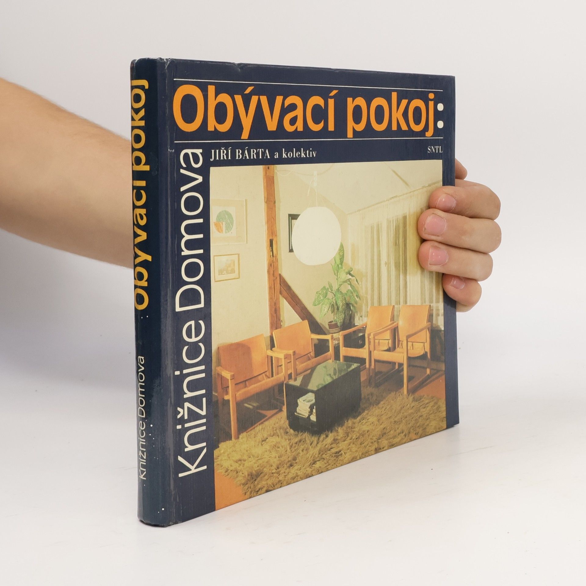 Stanislav Holý Knižnice Domova. Obývací pokoj