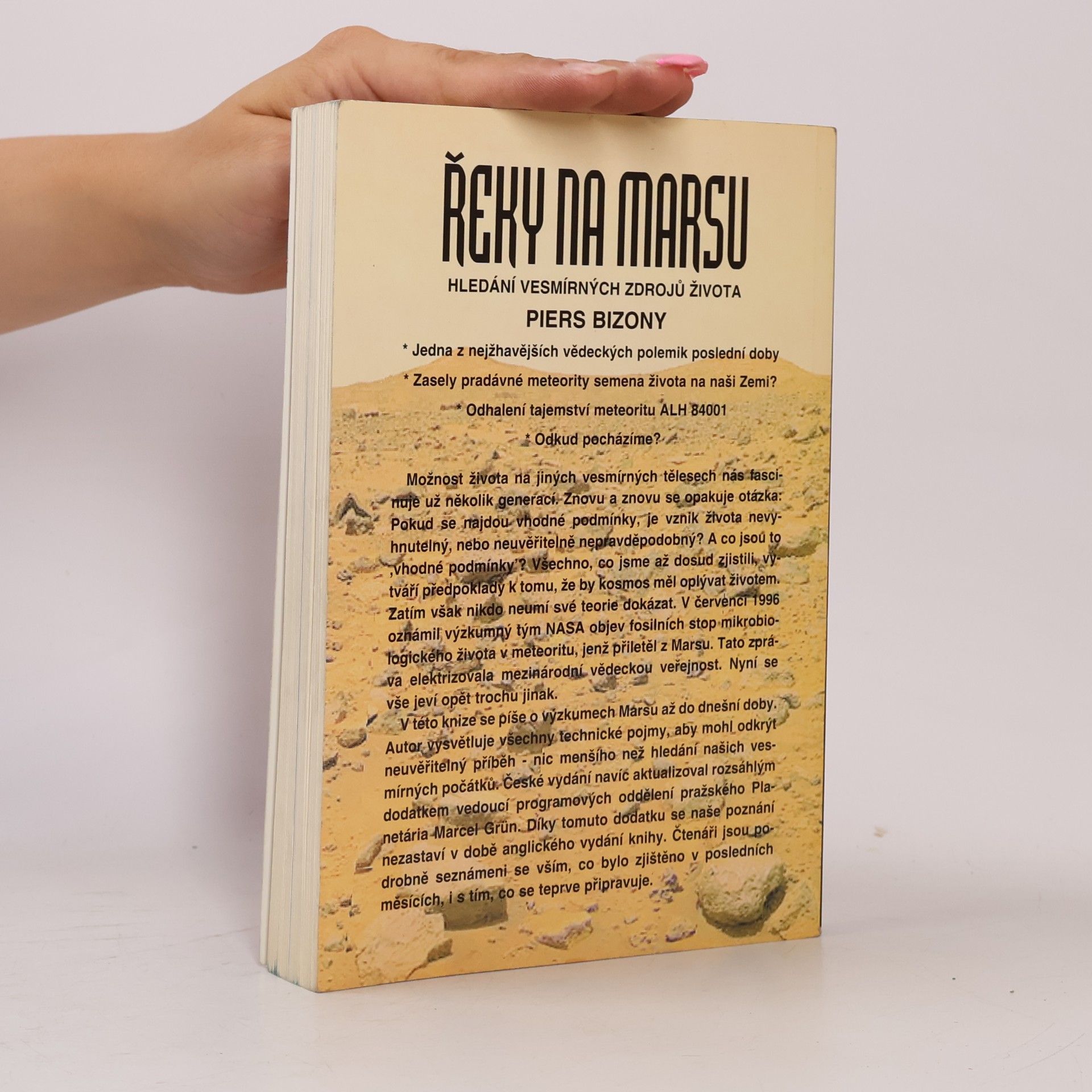 Piers Bizony Řeky na Marsu. Hledání vesmírných zdrojů života