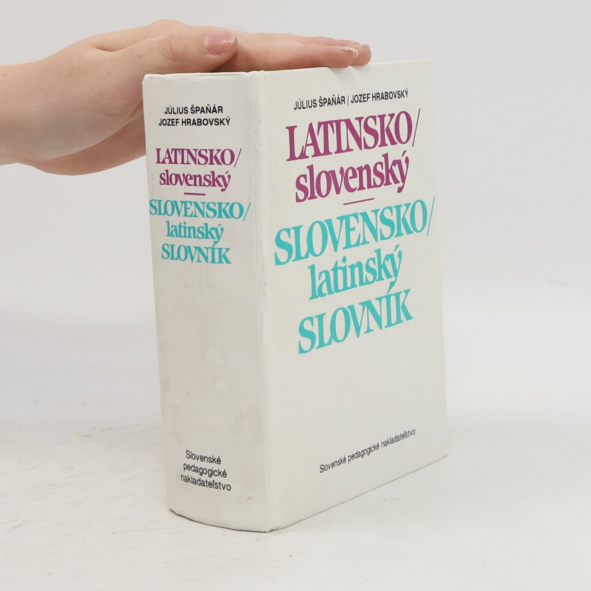 Július Špaňár Latinsko-slovenský a Slovensko-latinský slovník