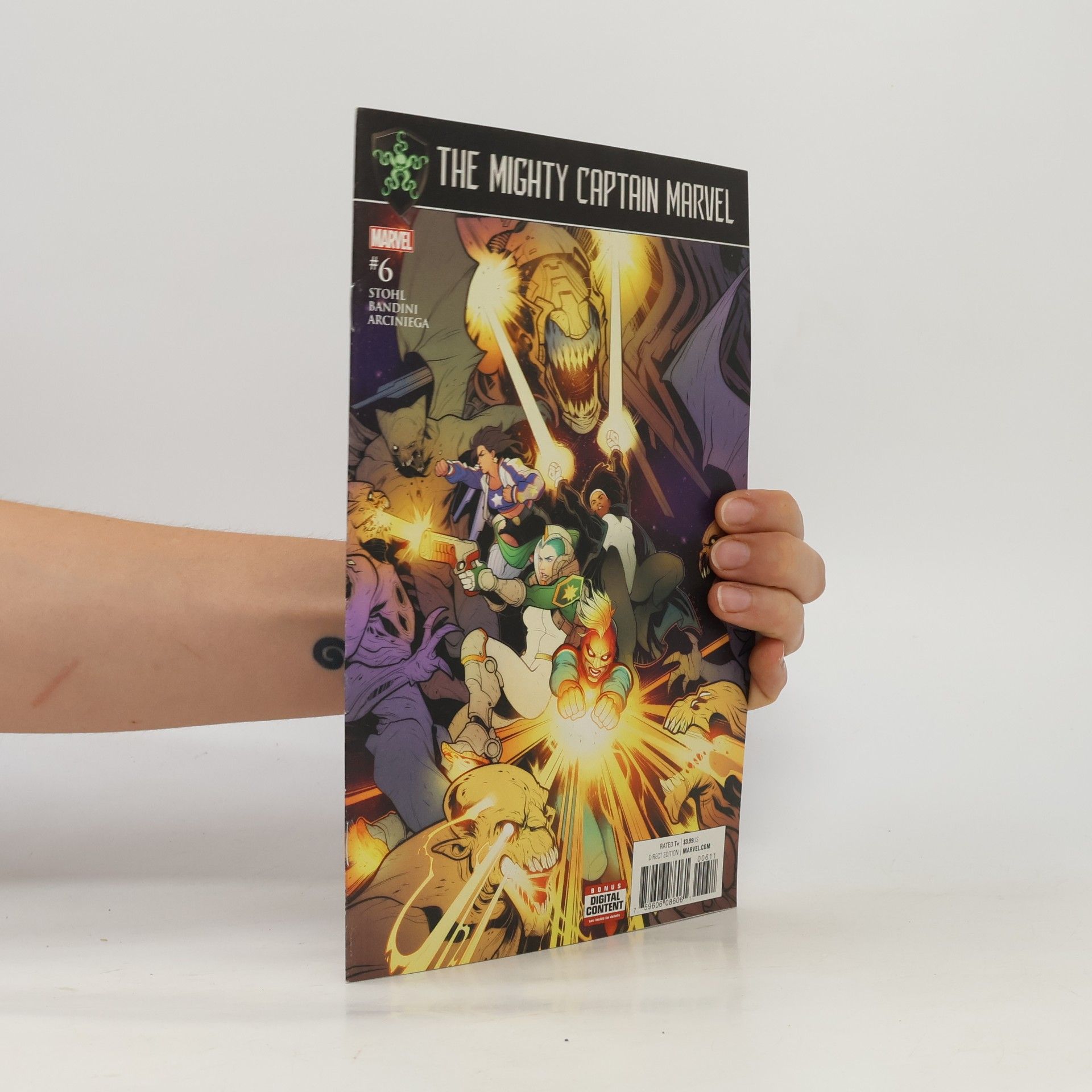 Various authors The Mighty Captain Marvel 6