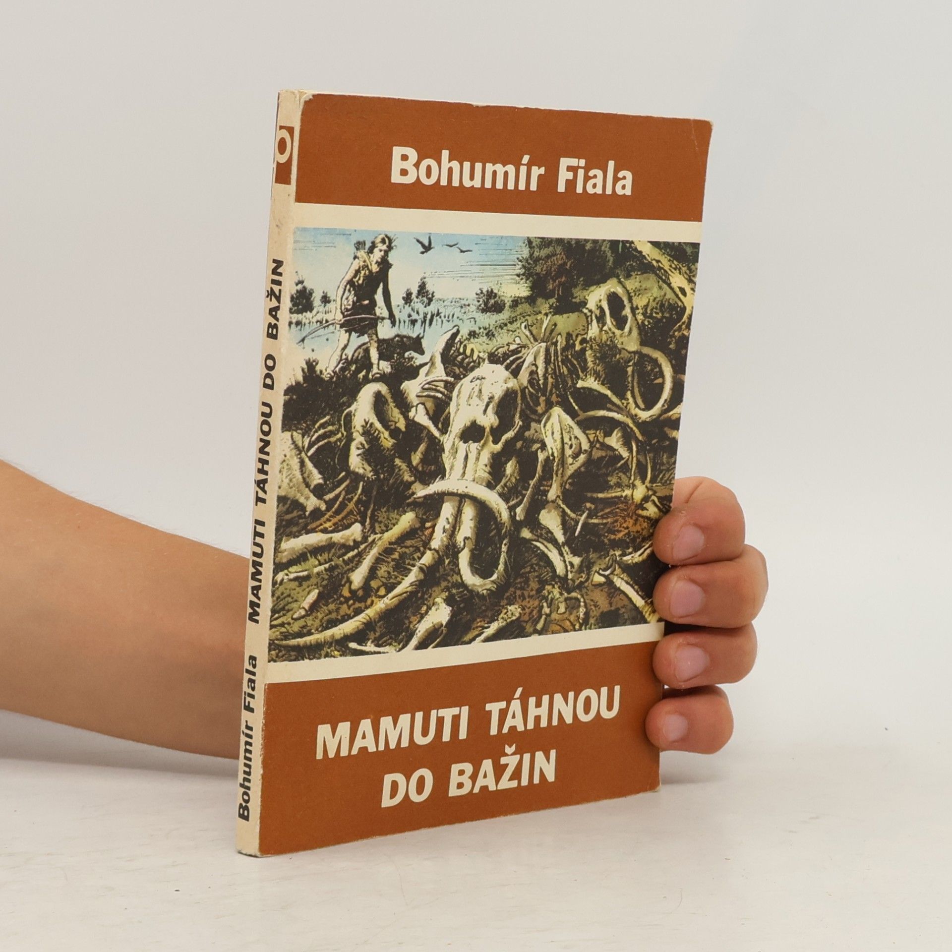 Bohumír Fiala Mamuti táhnou do bažin