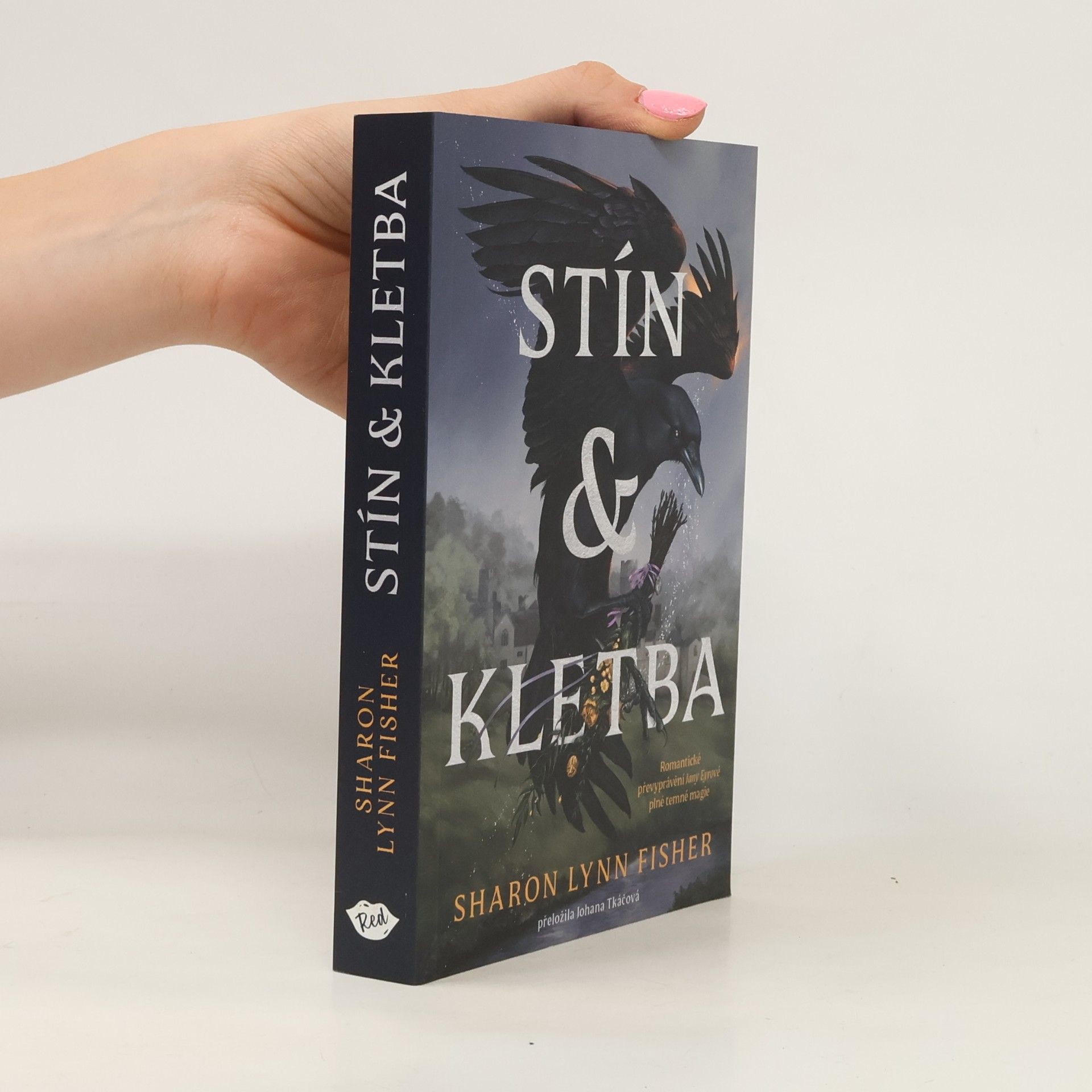 Sharon Lynn Fisher Stín & Kletba