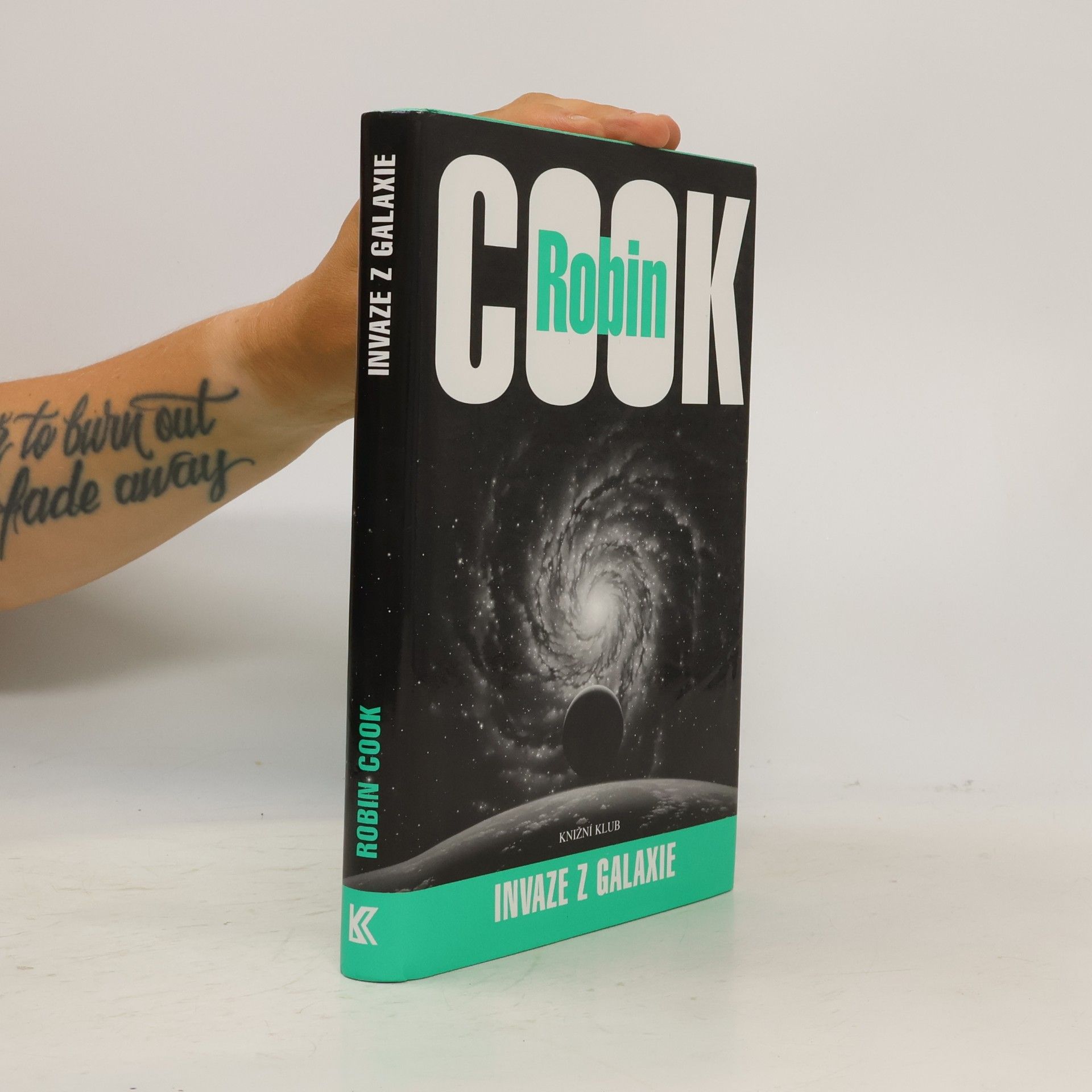 Robin Cook Invaze z galaxie