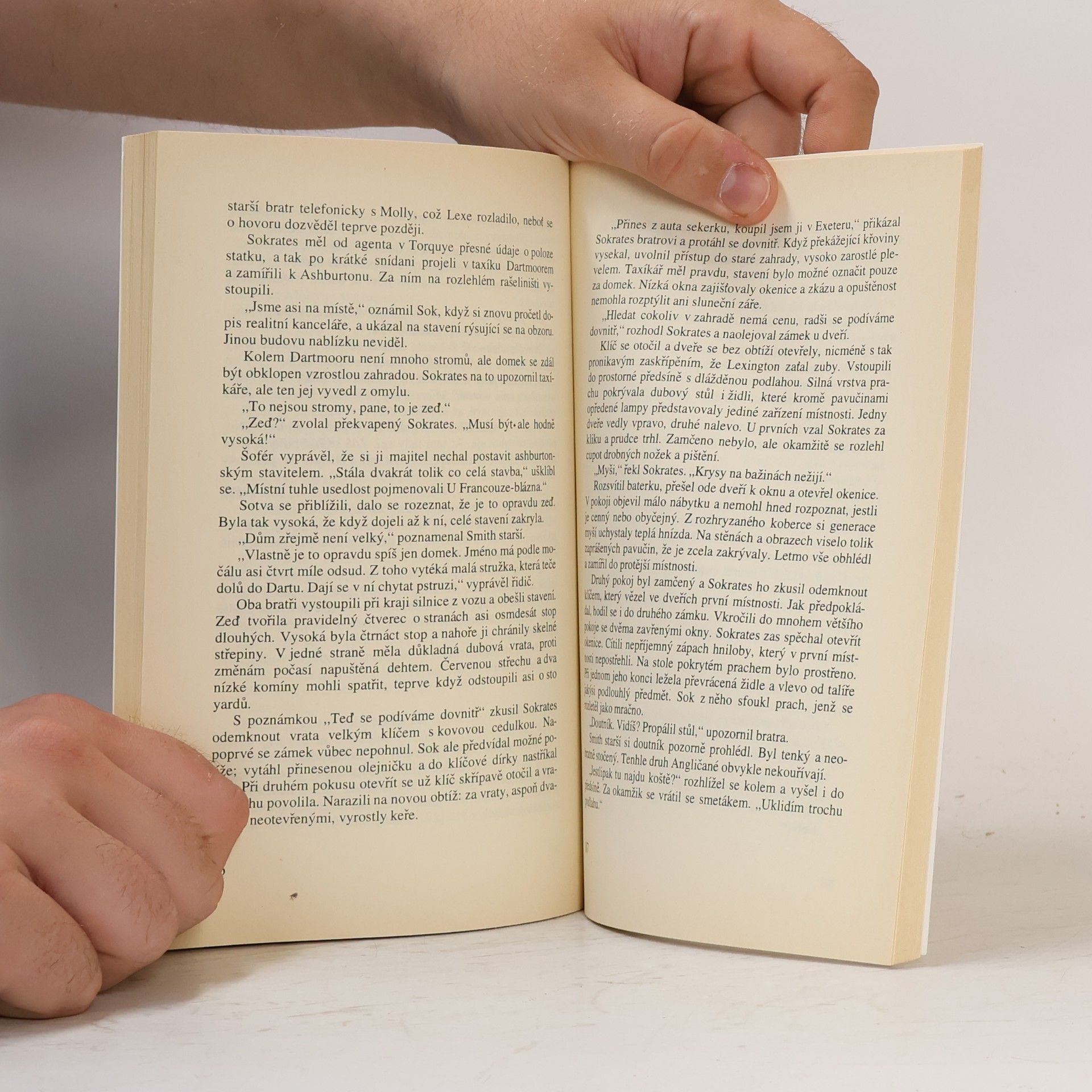 Edgar Wallace Signály přes údolí
