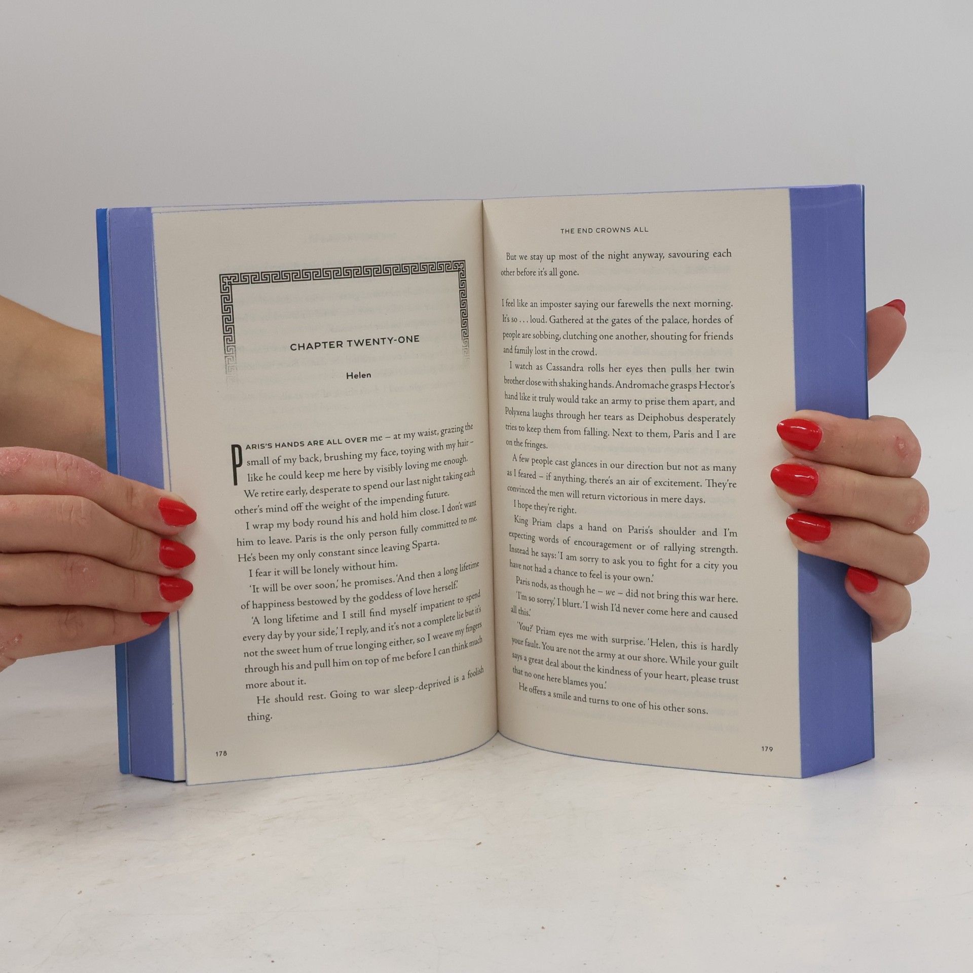 Bea Fitzgerald The End Crowns All: The new sapphic romance and Greek myth reimagining from the Sunday Times bestselling author