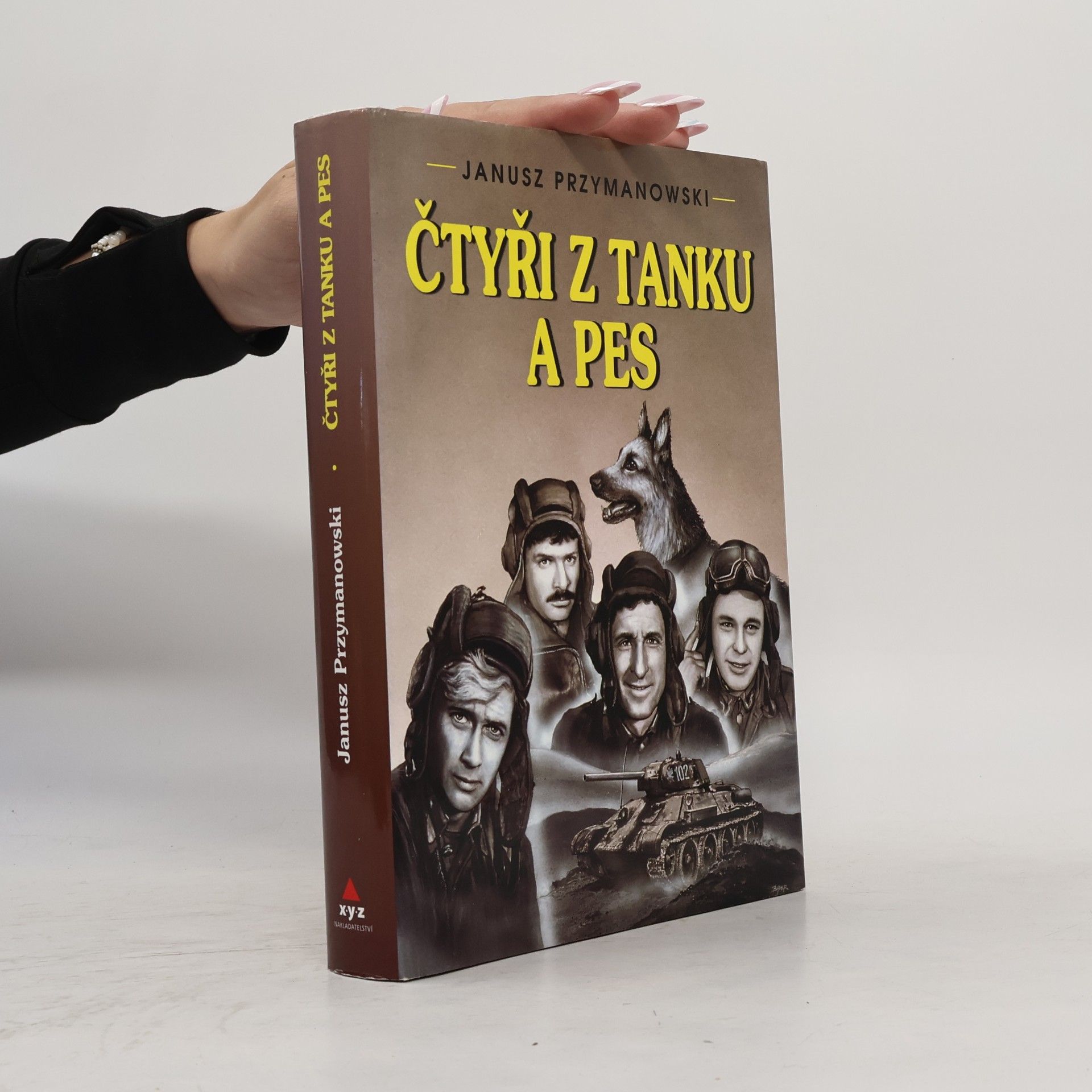 Janusz Przymanowski Čtyři z tanku a pes