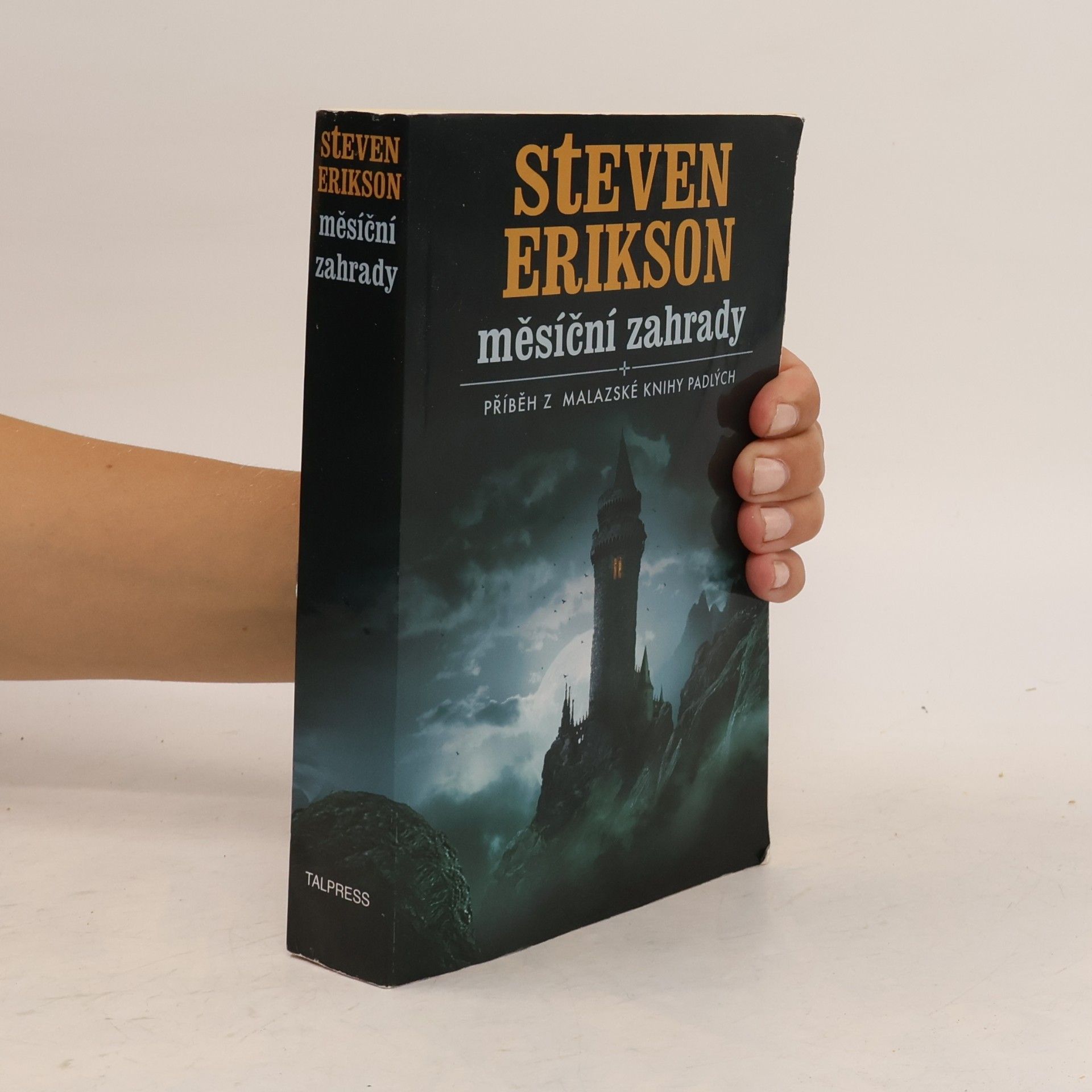 Steven Erikson Měsíční zahrady