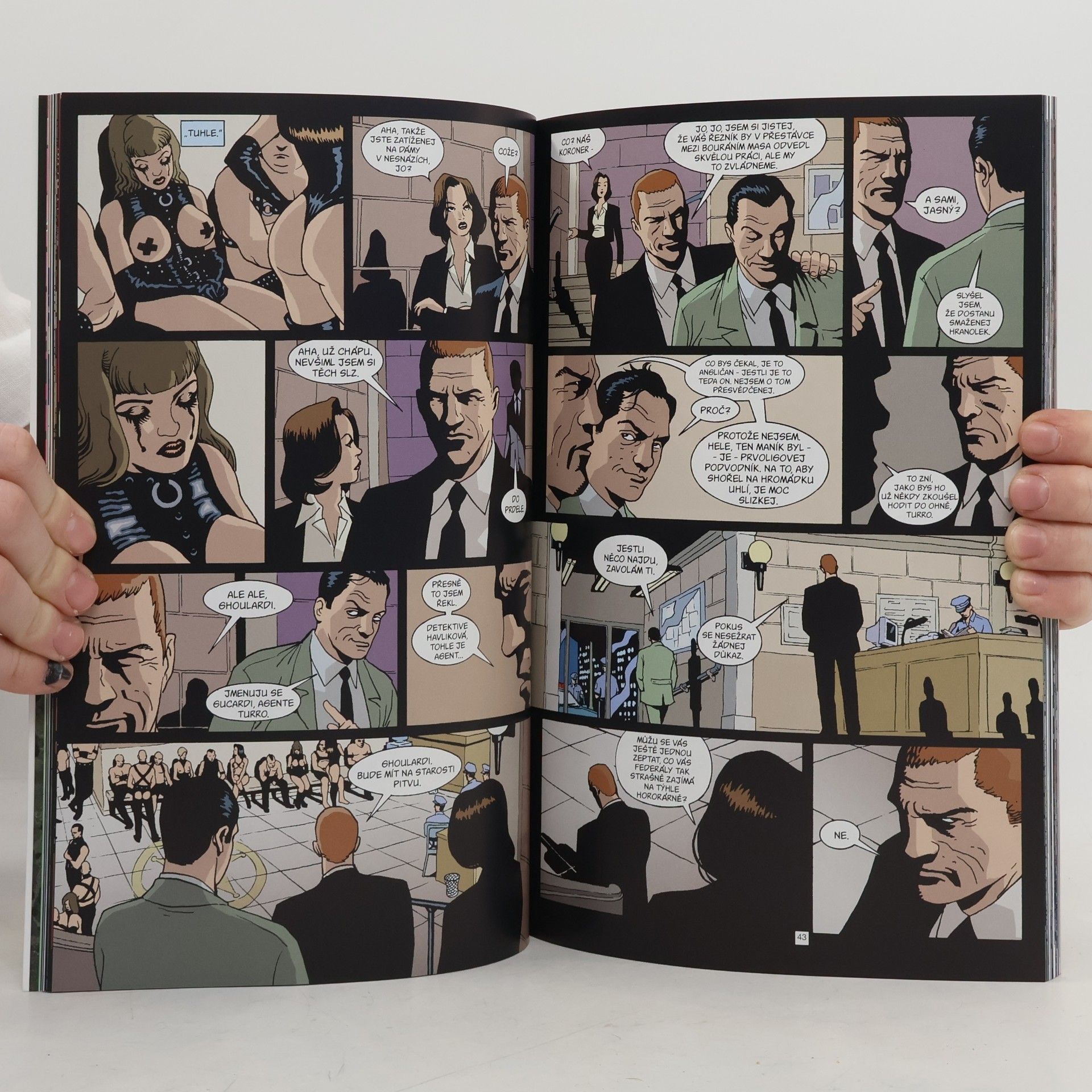 Brian Azzarello John Constantine, hellblazer. Popel a prach