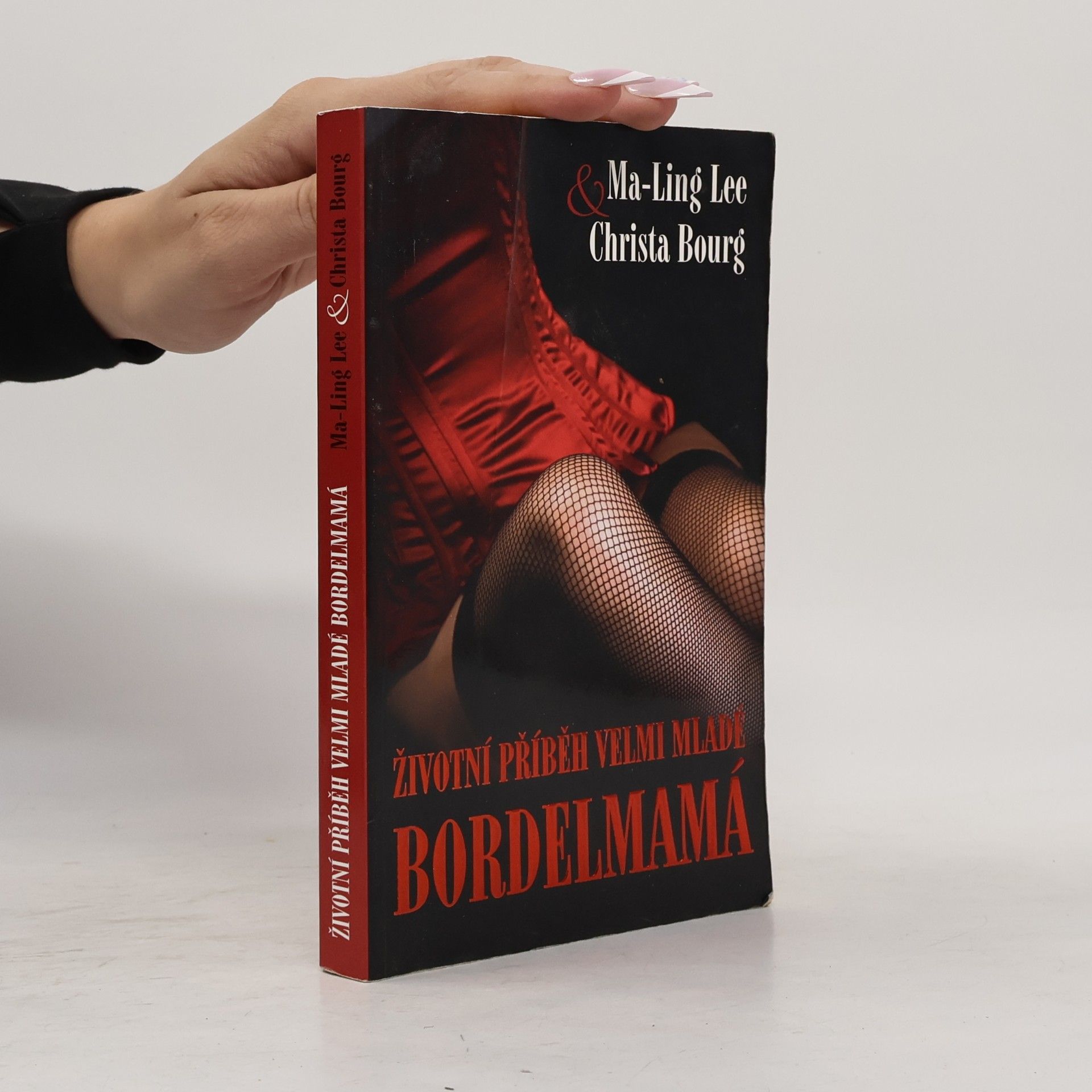 Ma Ling Lee Životní příběh velmi mladé bordelmamá