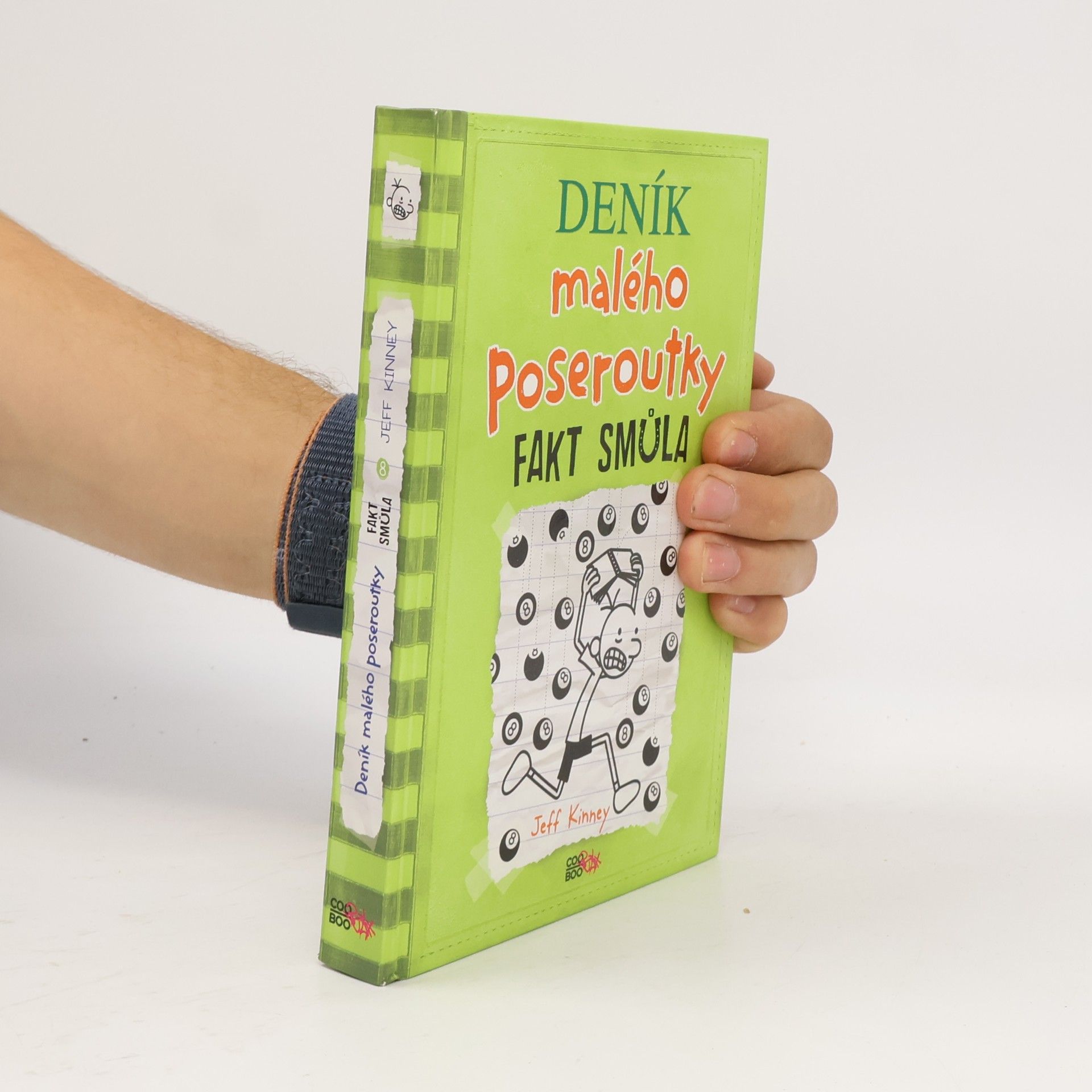 Jeff Kinney Deník malého poseroutky 8. Fakt smůla