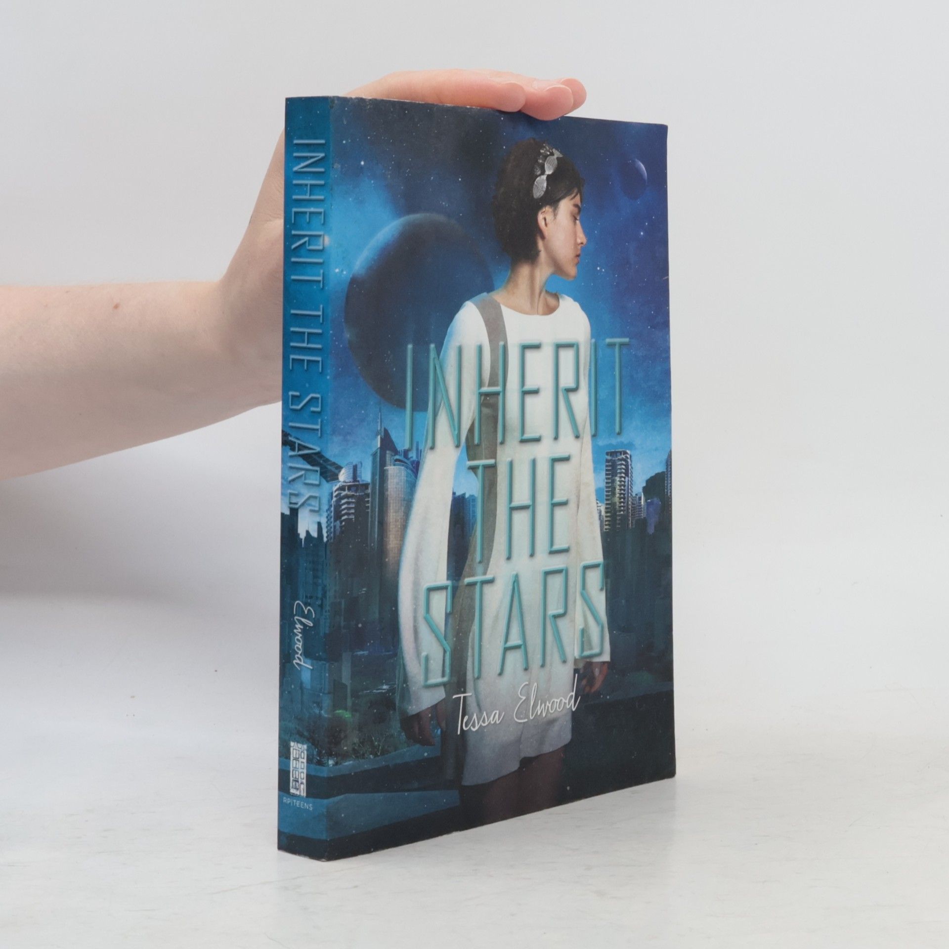 Tessa Elwood Inherit the Stars