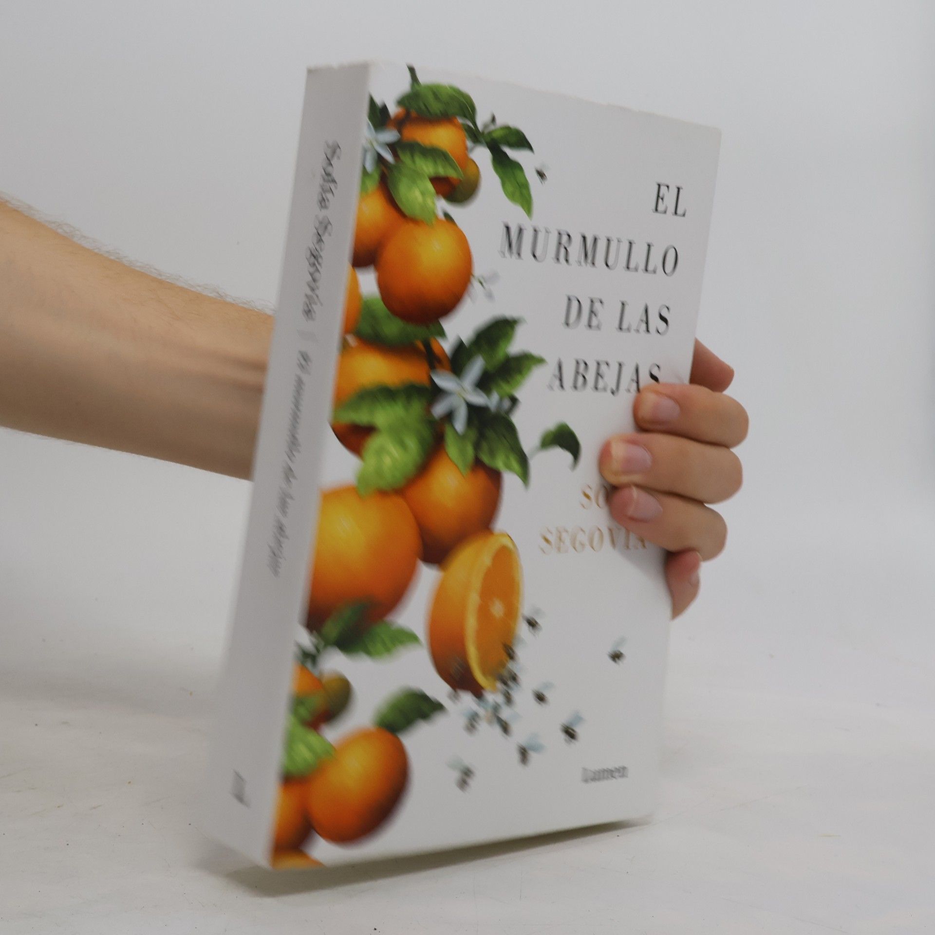 Sofía Segovia El murmullo de las abejas