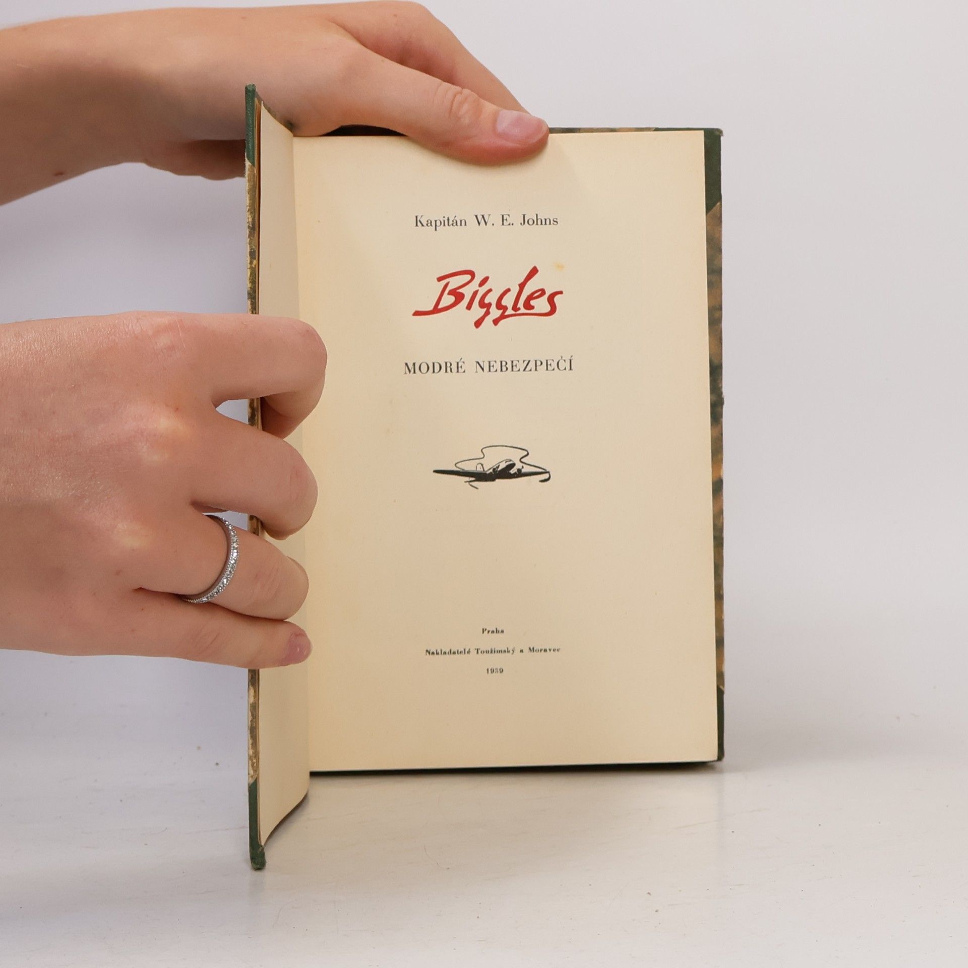 W. E. Johns Biggles. Modré nebezpečí