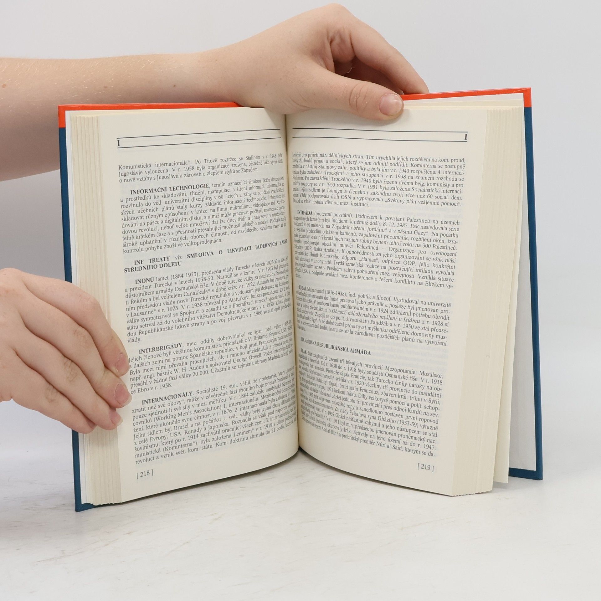 Peter Teed Moderní oxfordský slovník 20. století