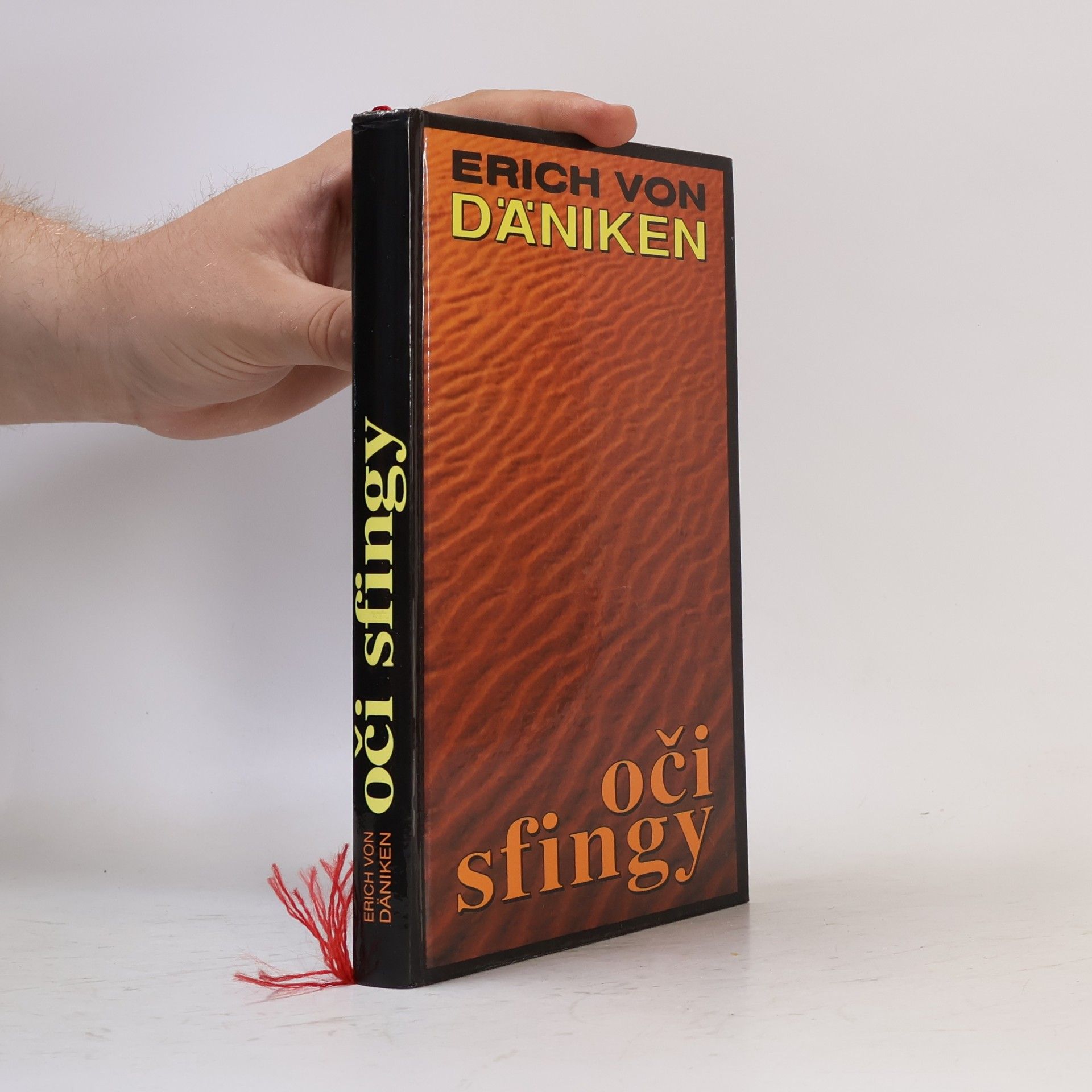Erich von Däniken Oči sfingy