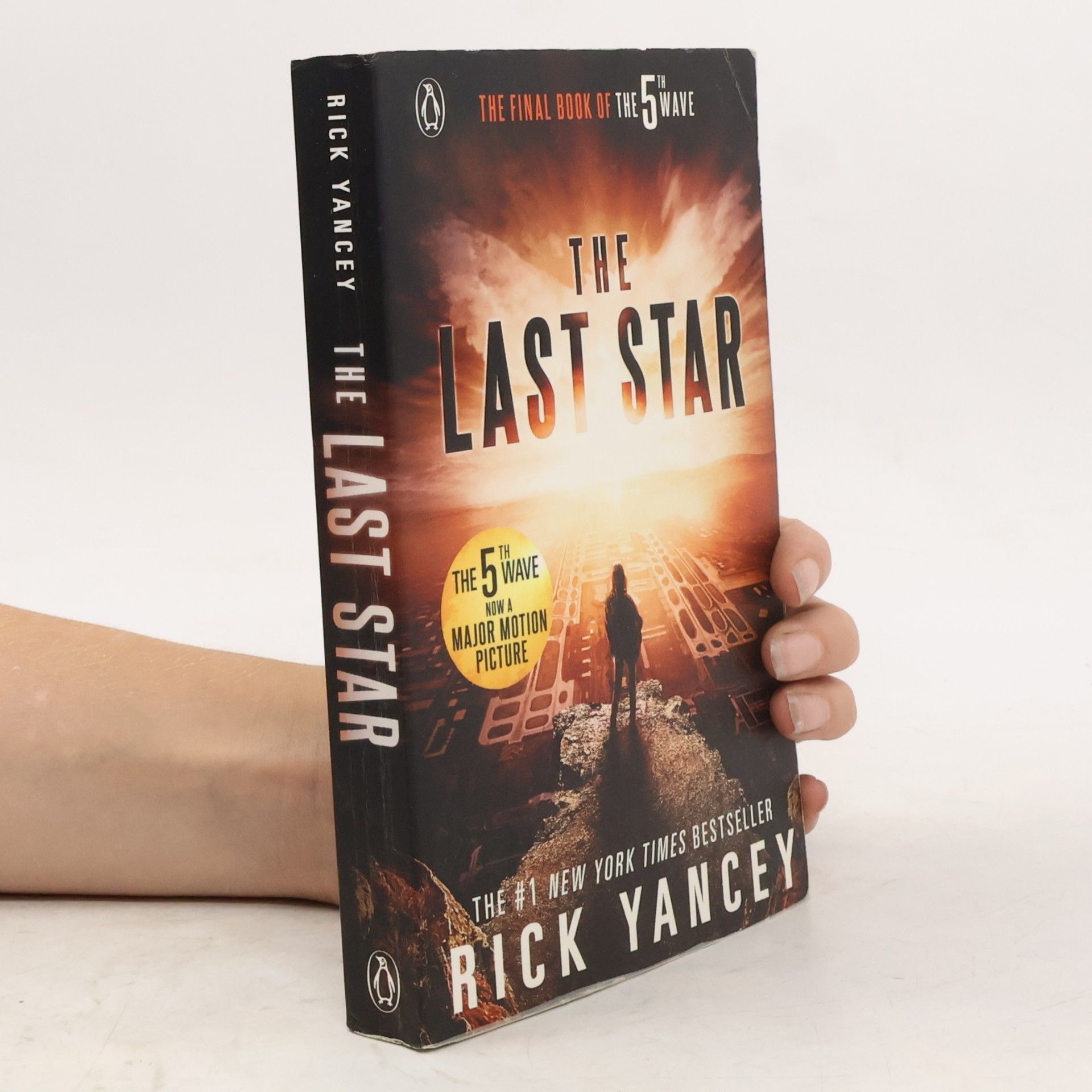 Rick Yancey The last star