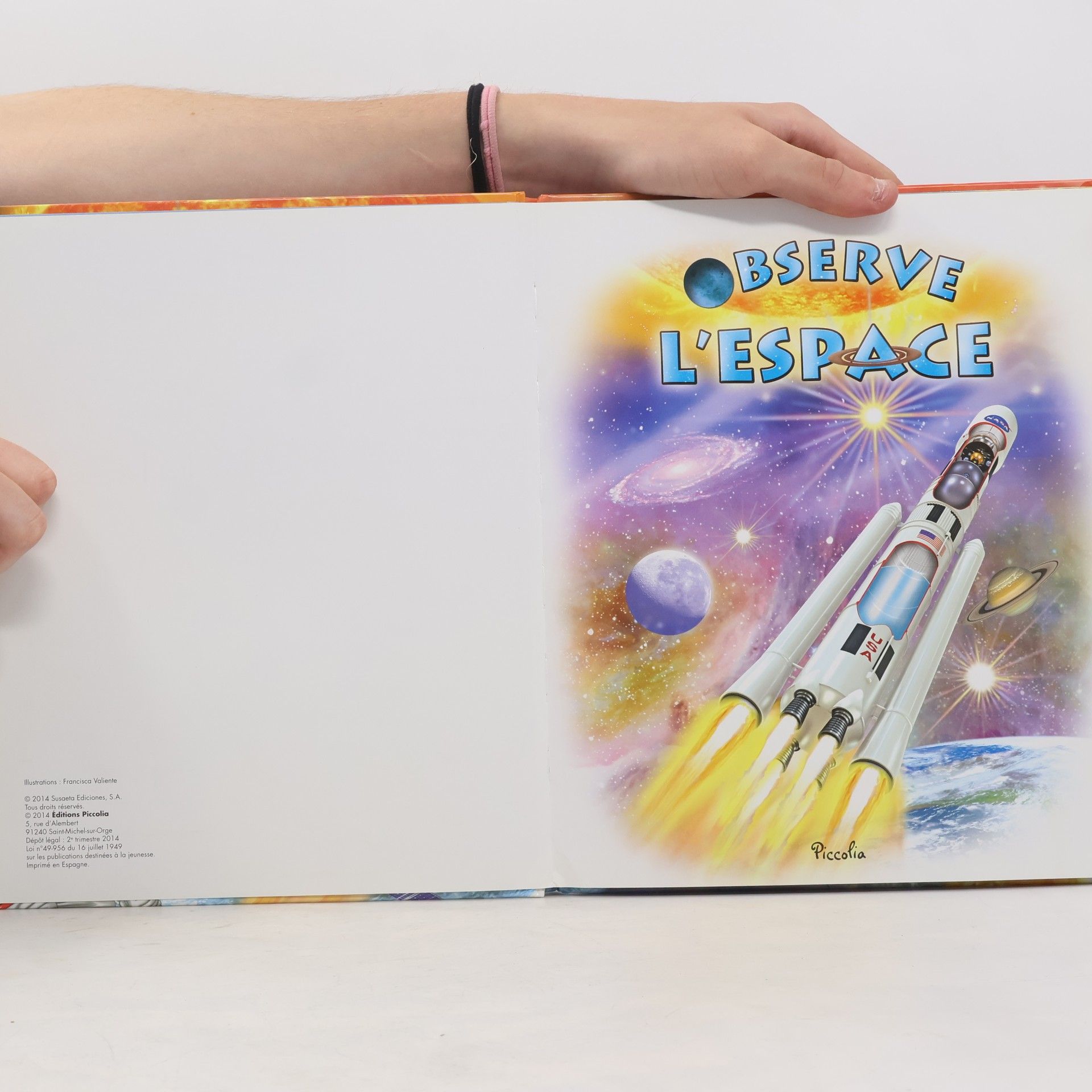 Observe l'espace