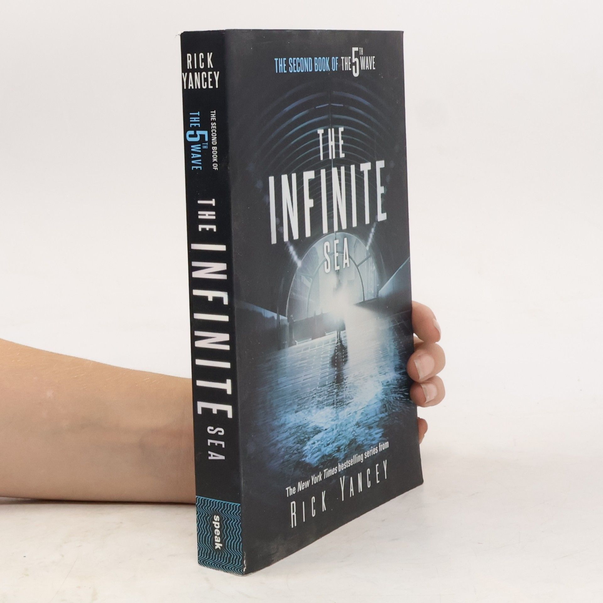 Rick Yancey The infinite sea
