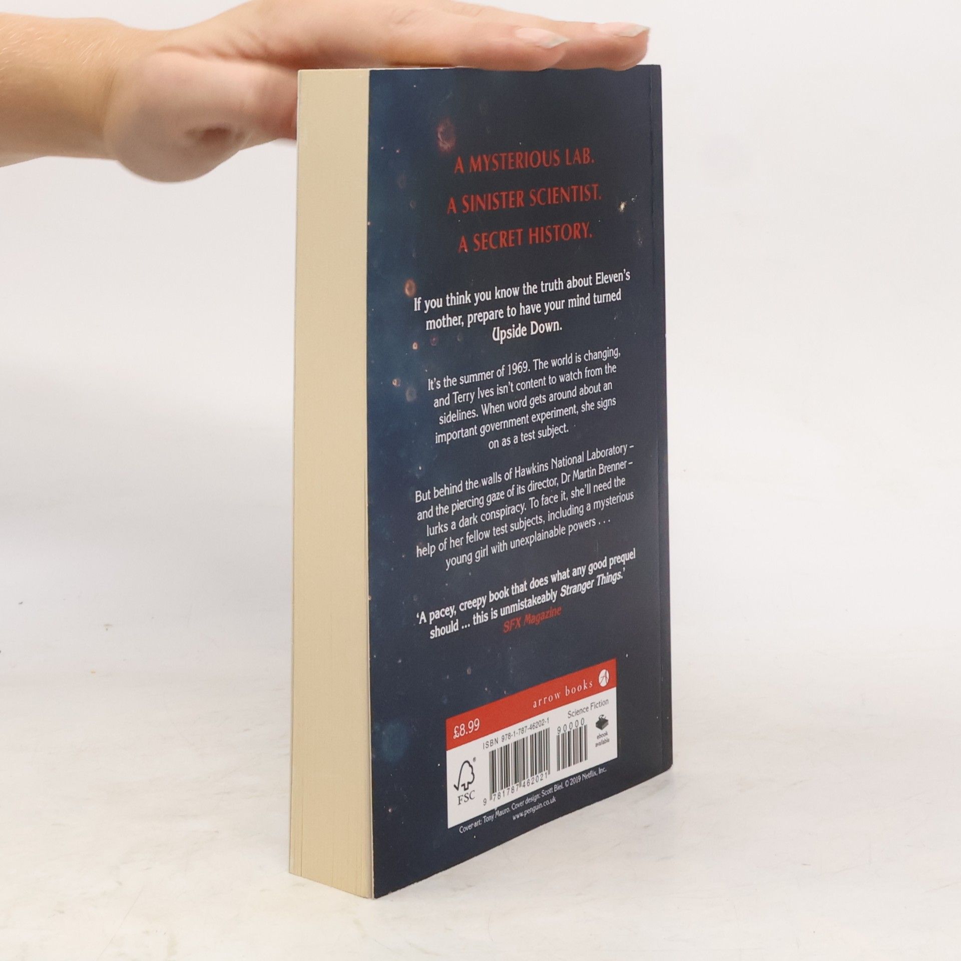 Gwenda Bond Stranger Things: Suspicious Minds
