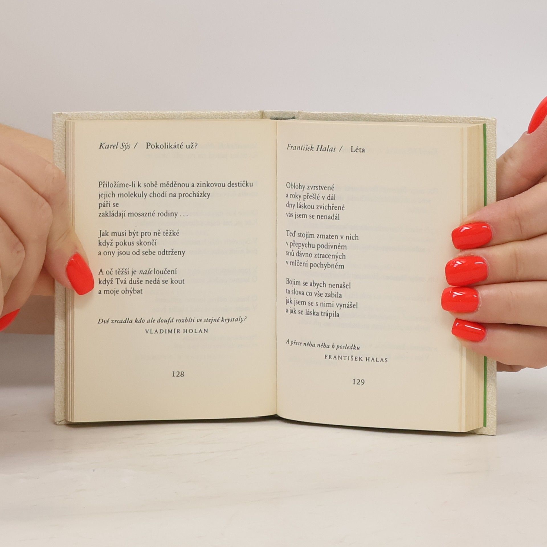 Autorenkollektiv Milostný hlas české poezie. Výbor z české milostné lyriky 19. a 20. století