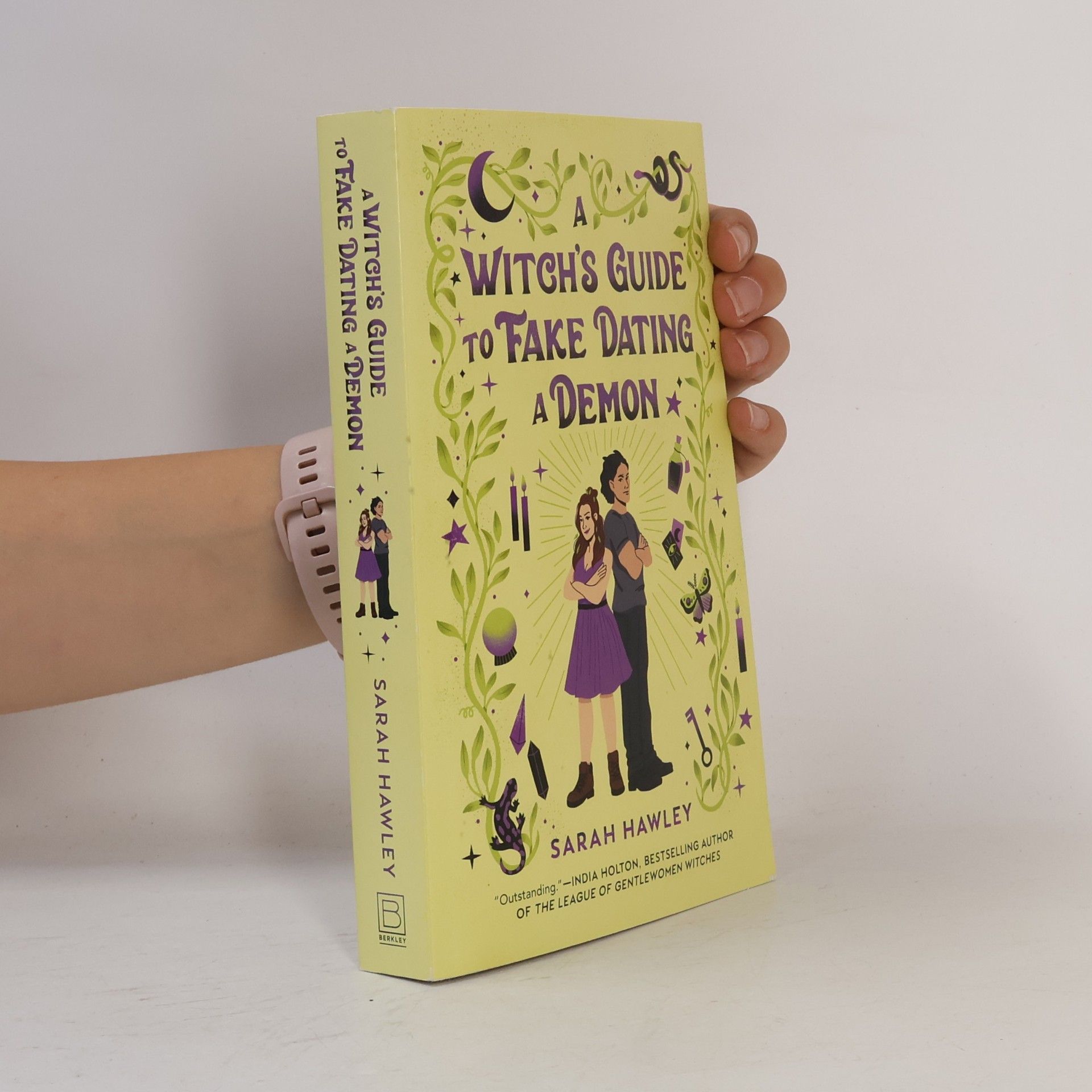 Sarah Hawley A Witch's Guide to Fake Dating a Demon