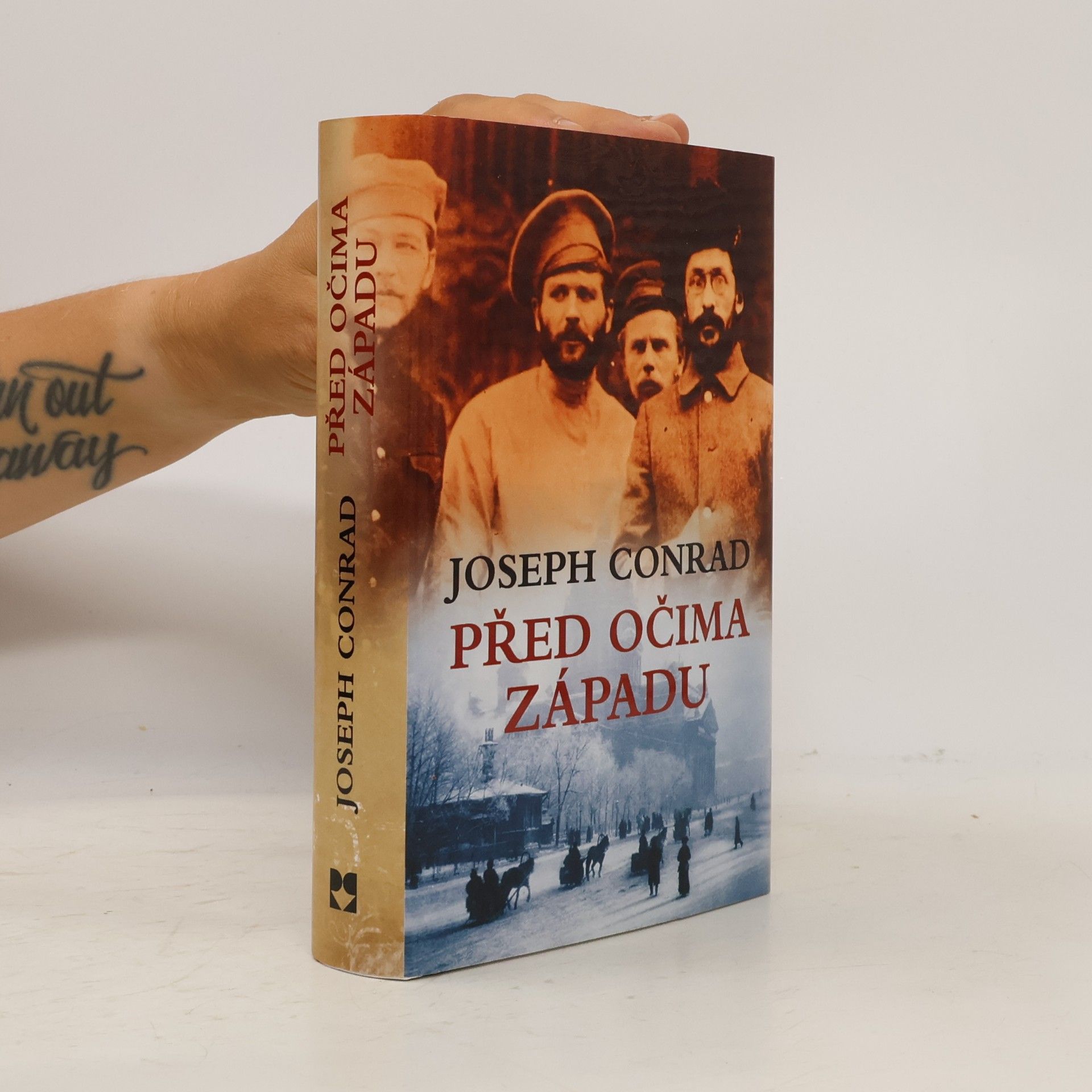 Joseph Conrad Před očima západu