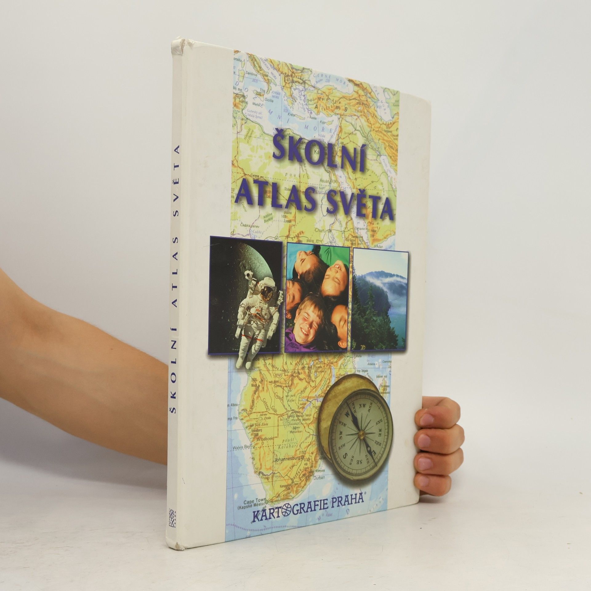 Věra Dobrovolná Školní atlas světa