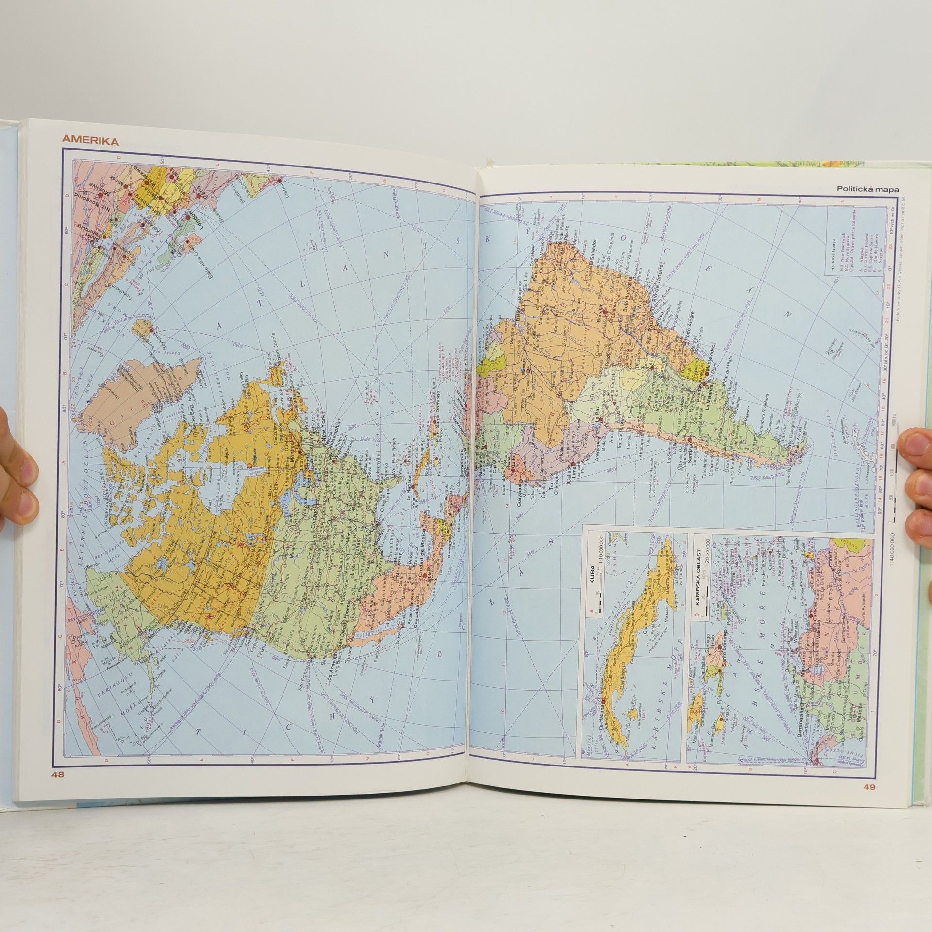 Autorenkollektiv Školní atlas světa