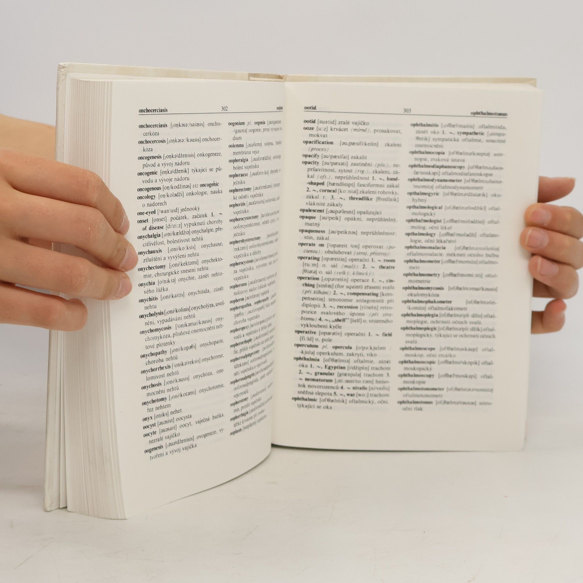 Various authors Lékařský slovník anglicko-český, česko-anglický