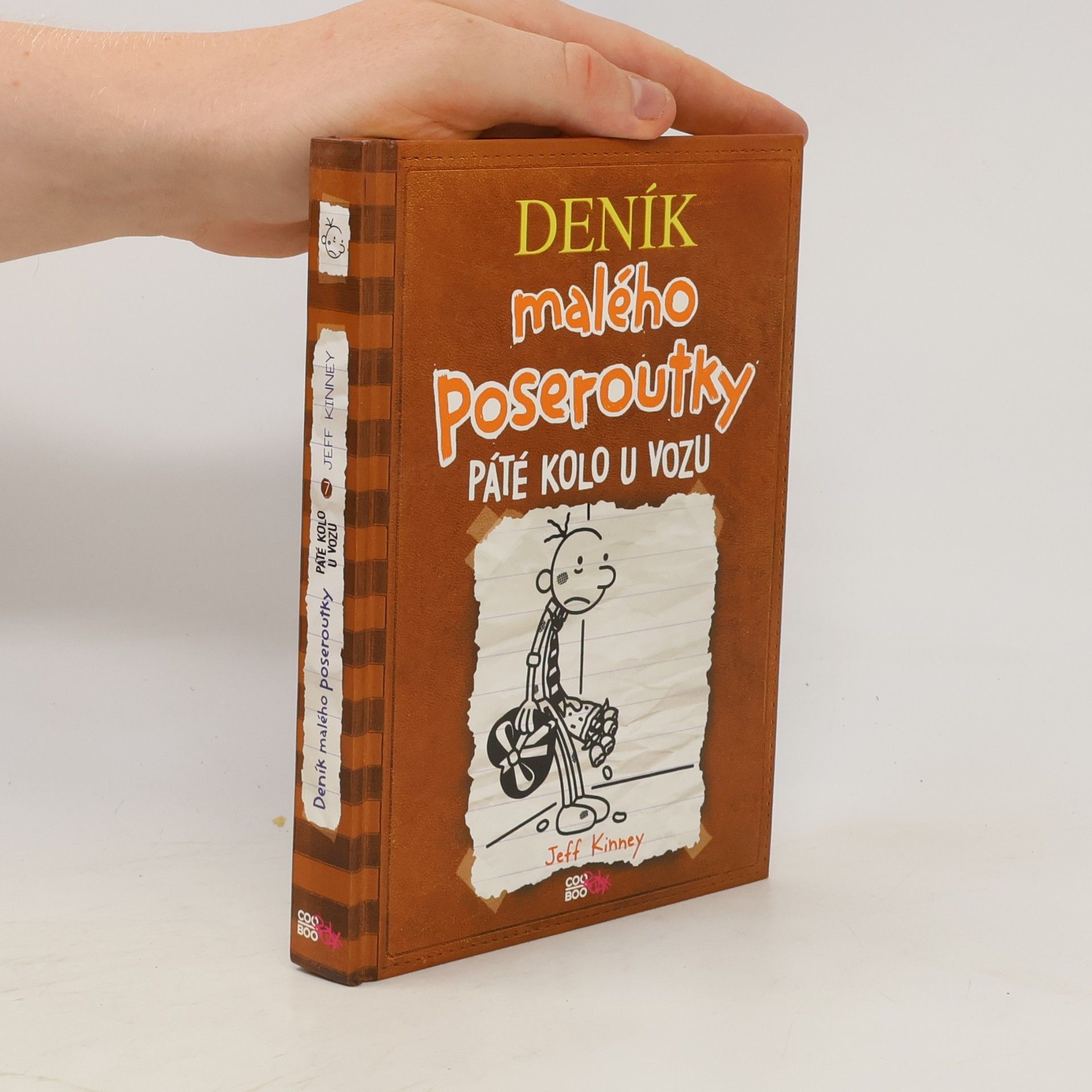 Jeff Kinney Deník malého poseroutky 7. Páté kolo u vozu