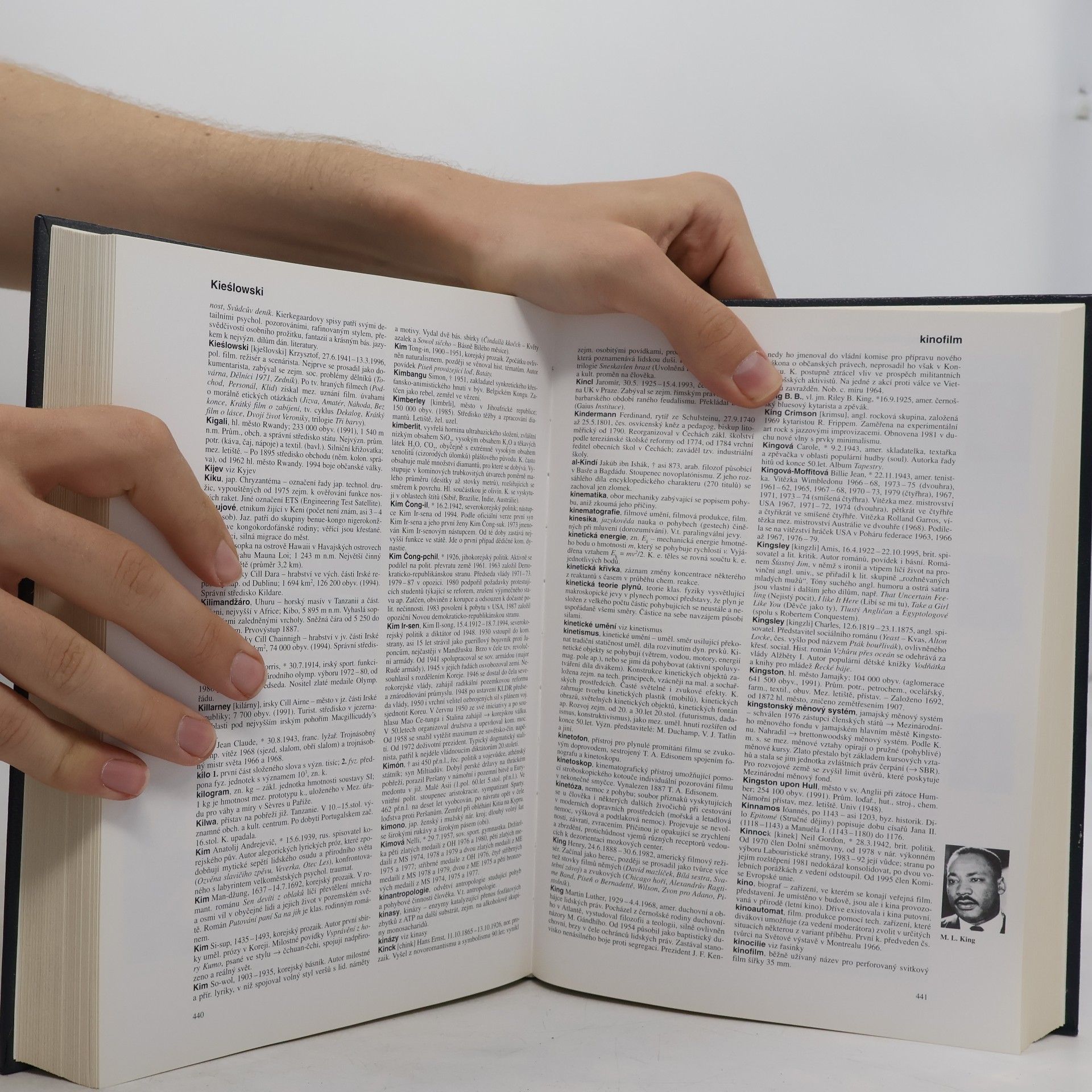 Various authors Všeobecná encyklopedie ve čtyřech svazcích 2. g-l