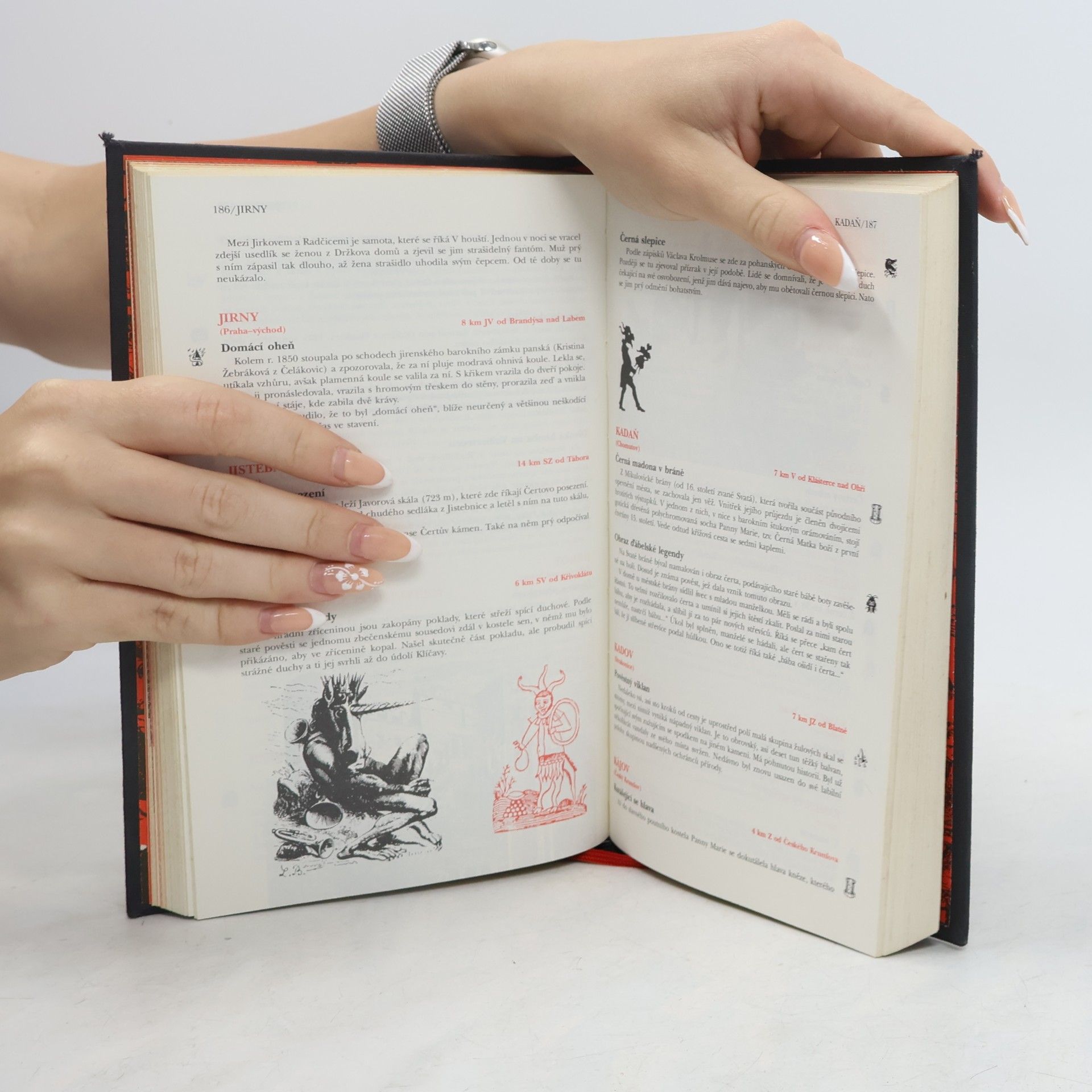 Various authors Labyrintem tajemna, aneb, Průvodce po magických místech Československa